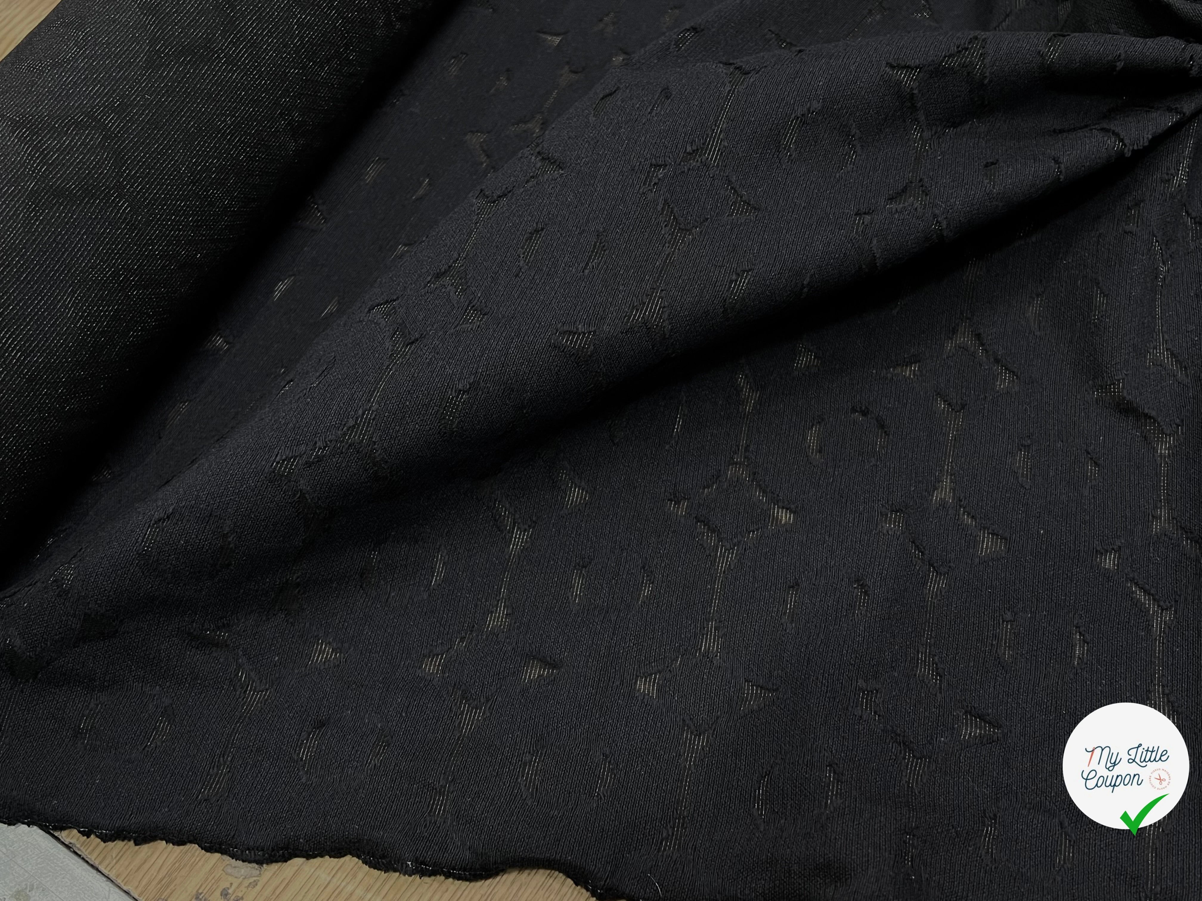 COTON JACQUARD DÉVORÉE NOIR CICULAIRE VISCOSE 5% MÉTAL - My Little Coupon