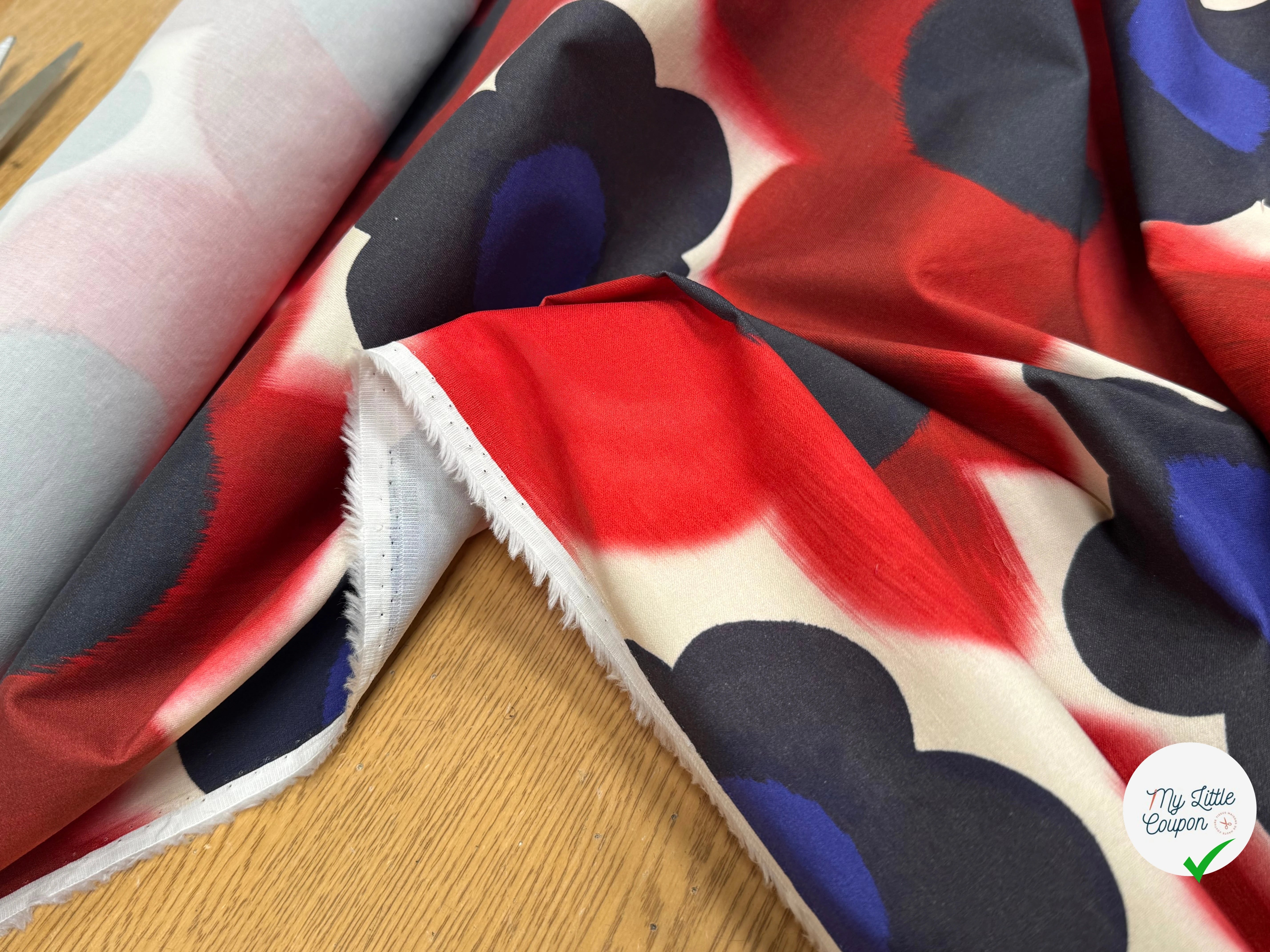COTON STRETCH IMPRIMÉ FLEURS GRAPHIQUES ROUGE ARTEMIDE TWIGGY ROUGE - My Little Coupon