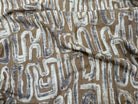 COTON VISCOSE EN CHAINE ET TRAME TISSU SLUB IMPRIMÉ ABSTRAIT MARRON TAUPE - My Little Coupon