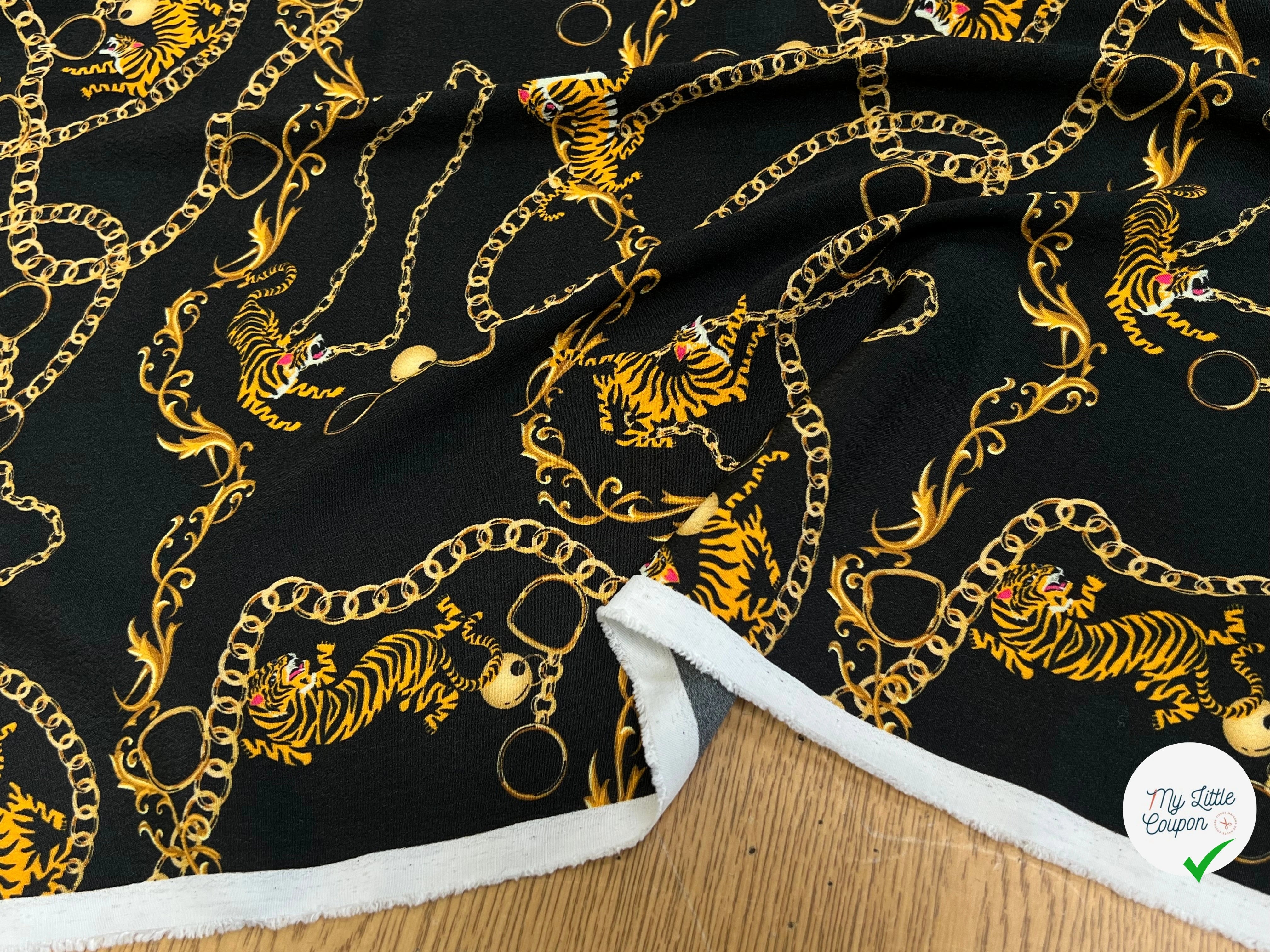 CREPE 100% VISCOSE MAROCAINE FOND NOIR IMPRIMÉ TIGER & CHAINS - My Little Coupon