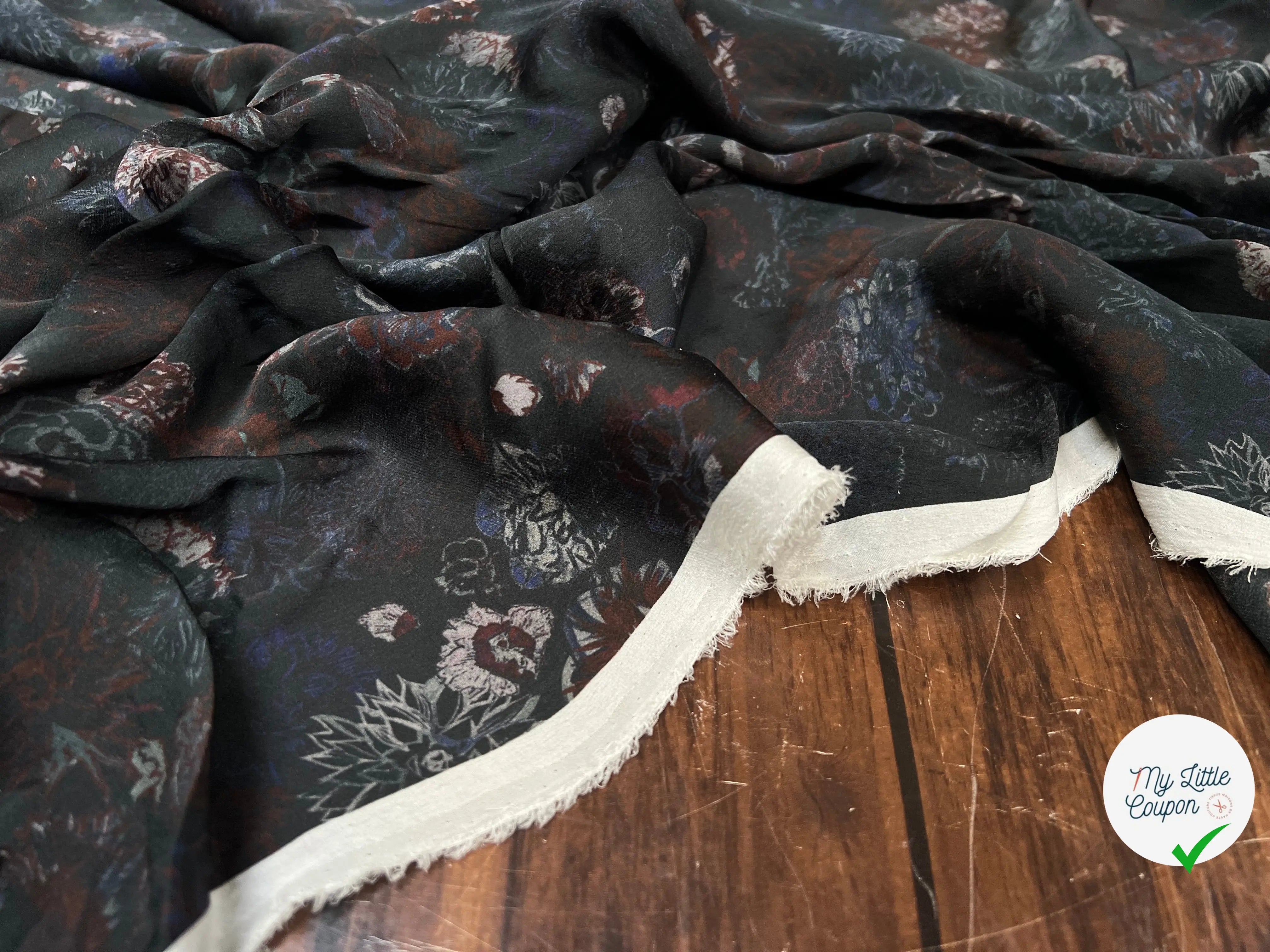 CRÊPE DE SOIE À MOTIFS FLORAL - My Little Coupon