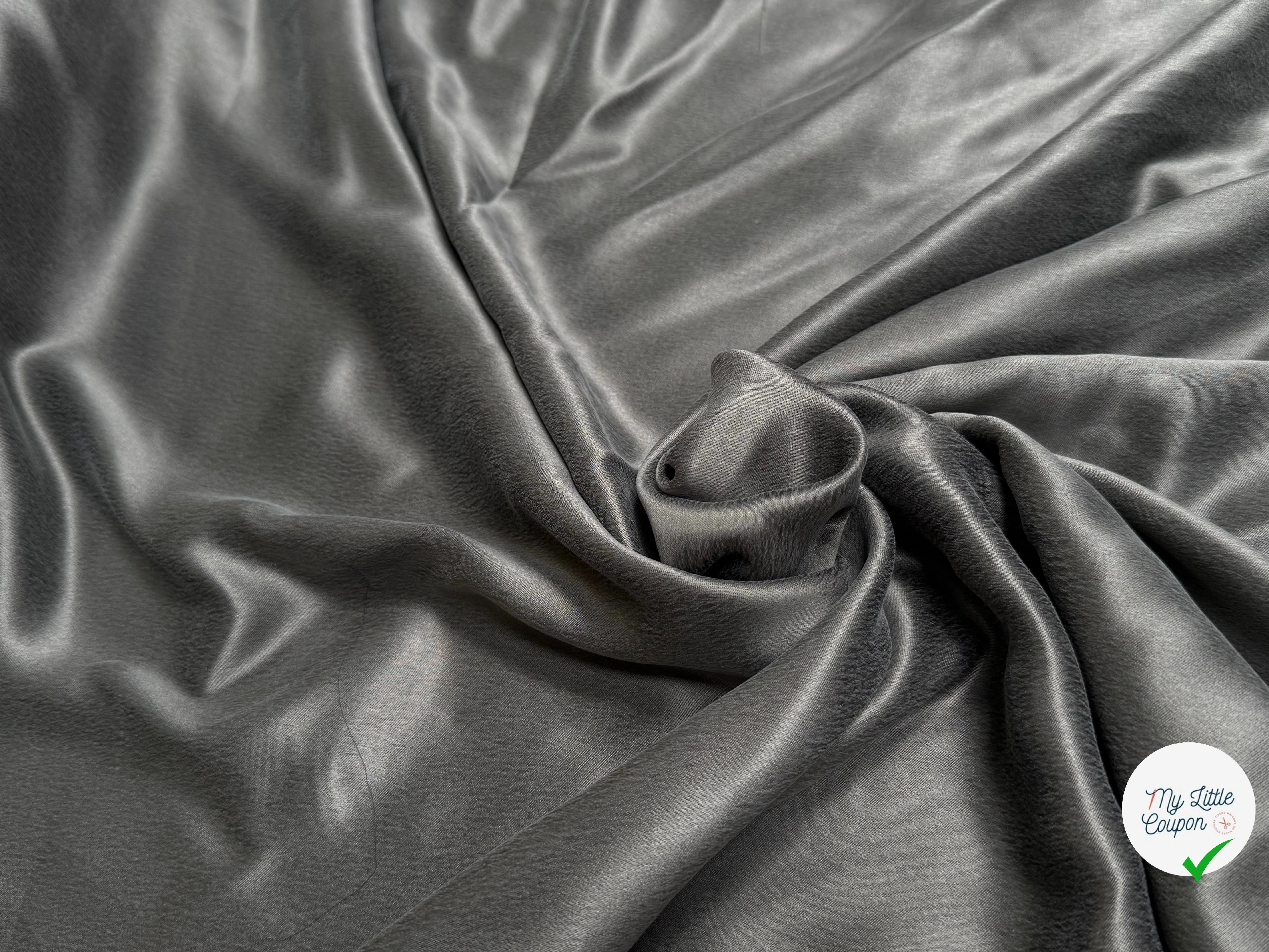 CREPE DE SOIE ENEVRS SATIN VELOUTÉ GRIS FONCÉ LÉGÈREMENT STRETCH - My Little Coupon