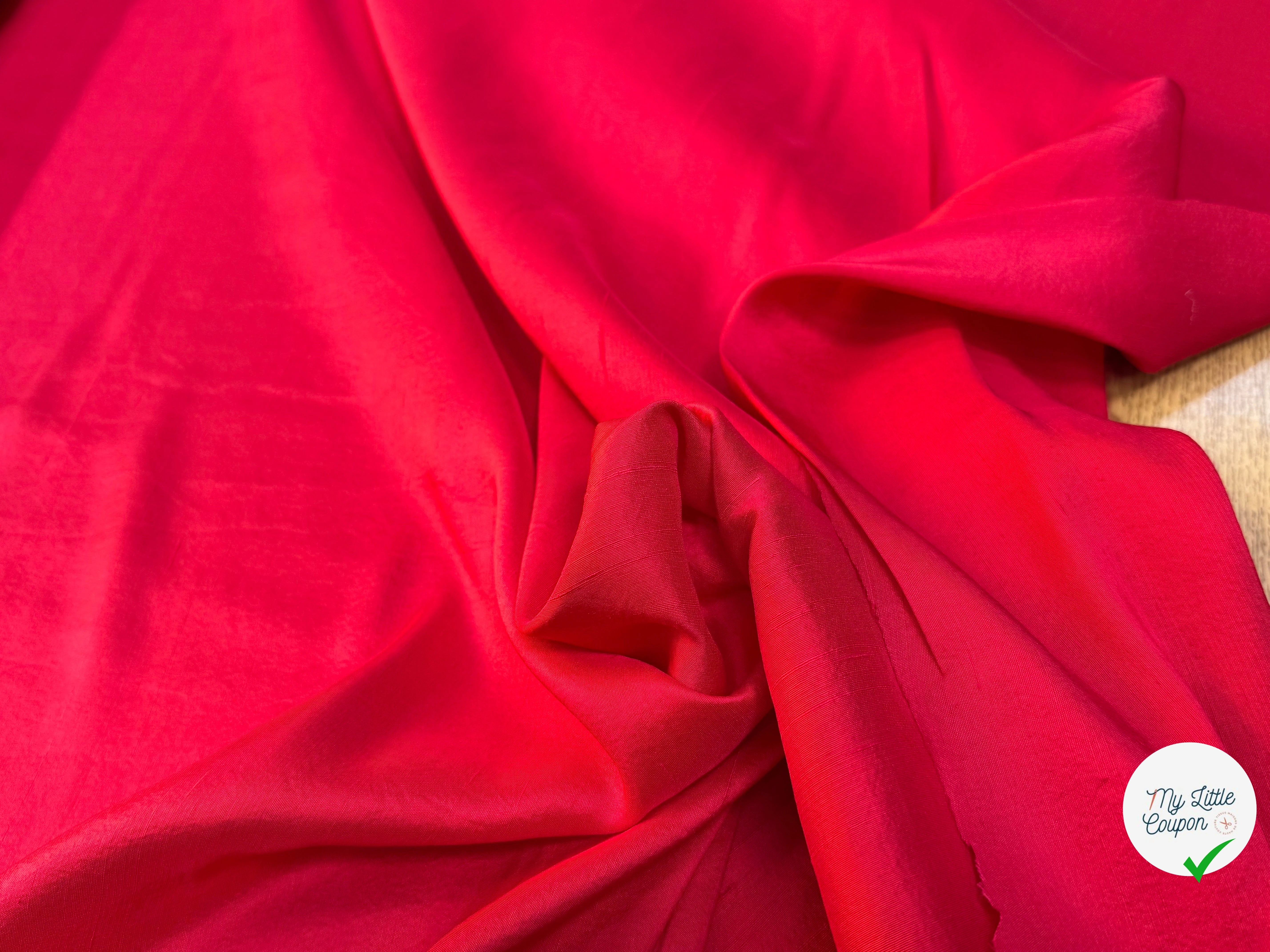 CREPE DE SOIE FLUIDE LÉGÈREMENT SATINÉ ROUGE TEXTURÉ SHANTUNG COUTURE - My Little Coupon