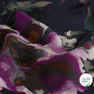 Crêpe de viscose fleurs indigo foncé