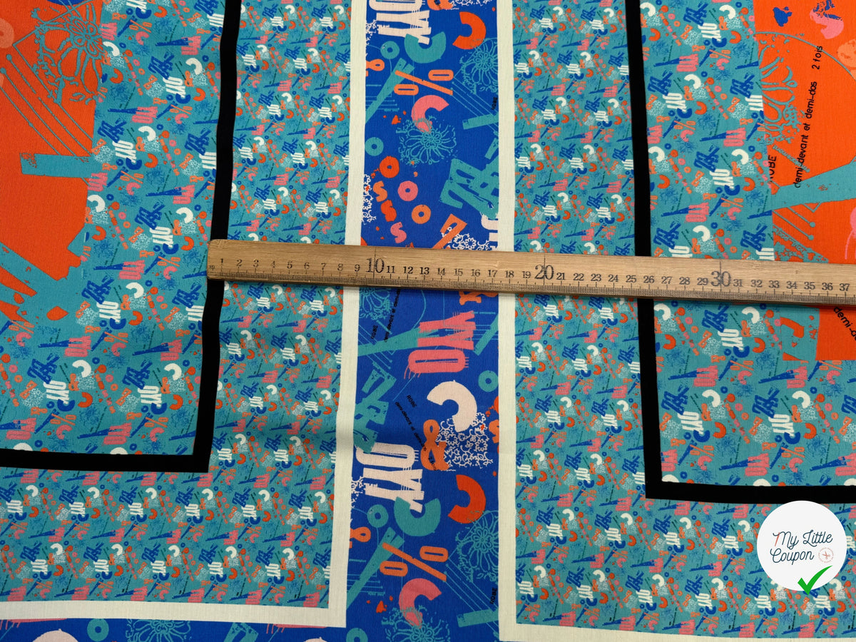 CRÊPE DE VISCOSE FLUIDE IMPRIMÉ TYPOGRAPHIQUE BLEU ET ORANGE FANTASY TYPO ORANGE - My Little Coupon