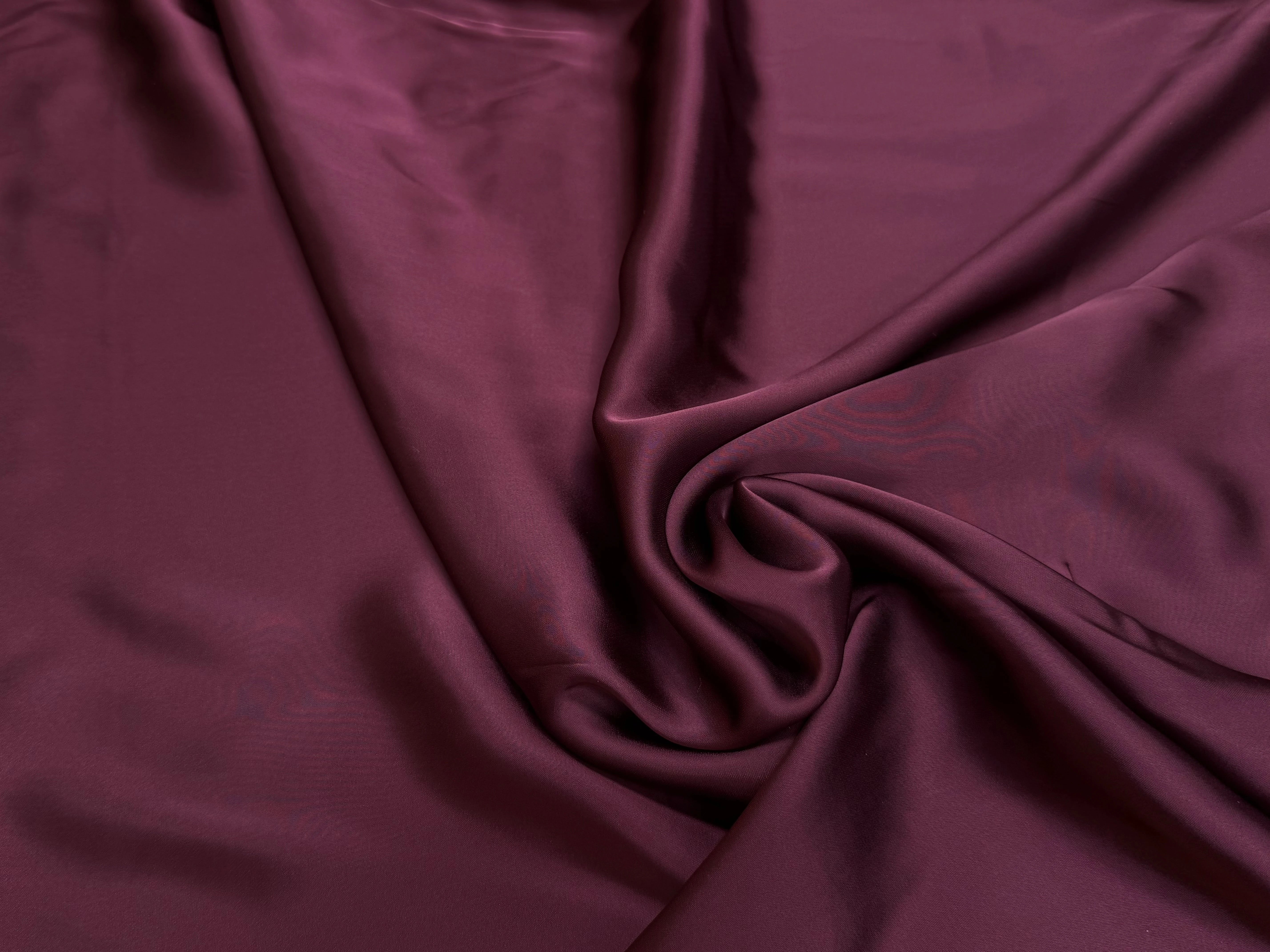 CREPE ENVERS SATIN FVISCOSE LUIDE BORDEAUX - My Little Coupon