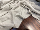 CRÊPE ENVERS SATIN LOURD ET FLUIDE COULEUR MARBRE - My Little Coupon