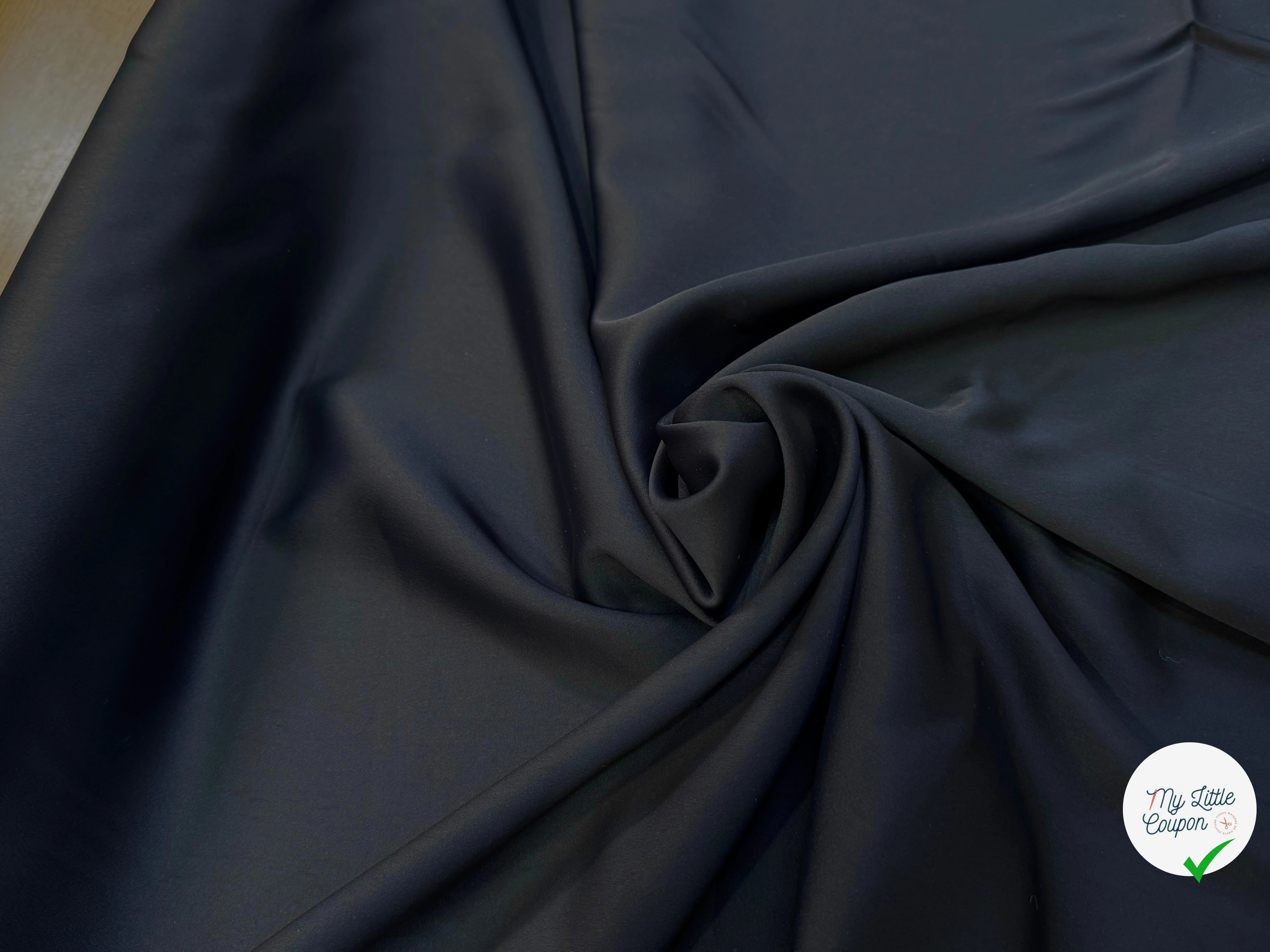 CREPE ENVERS SATIN STRETCH NOIR/MARINE FONCÉ BEAU TOMBÉ - My Little Coupon