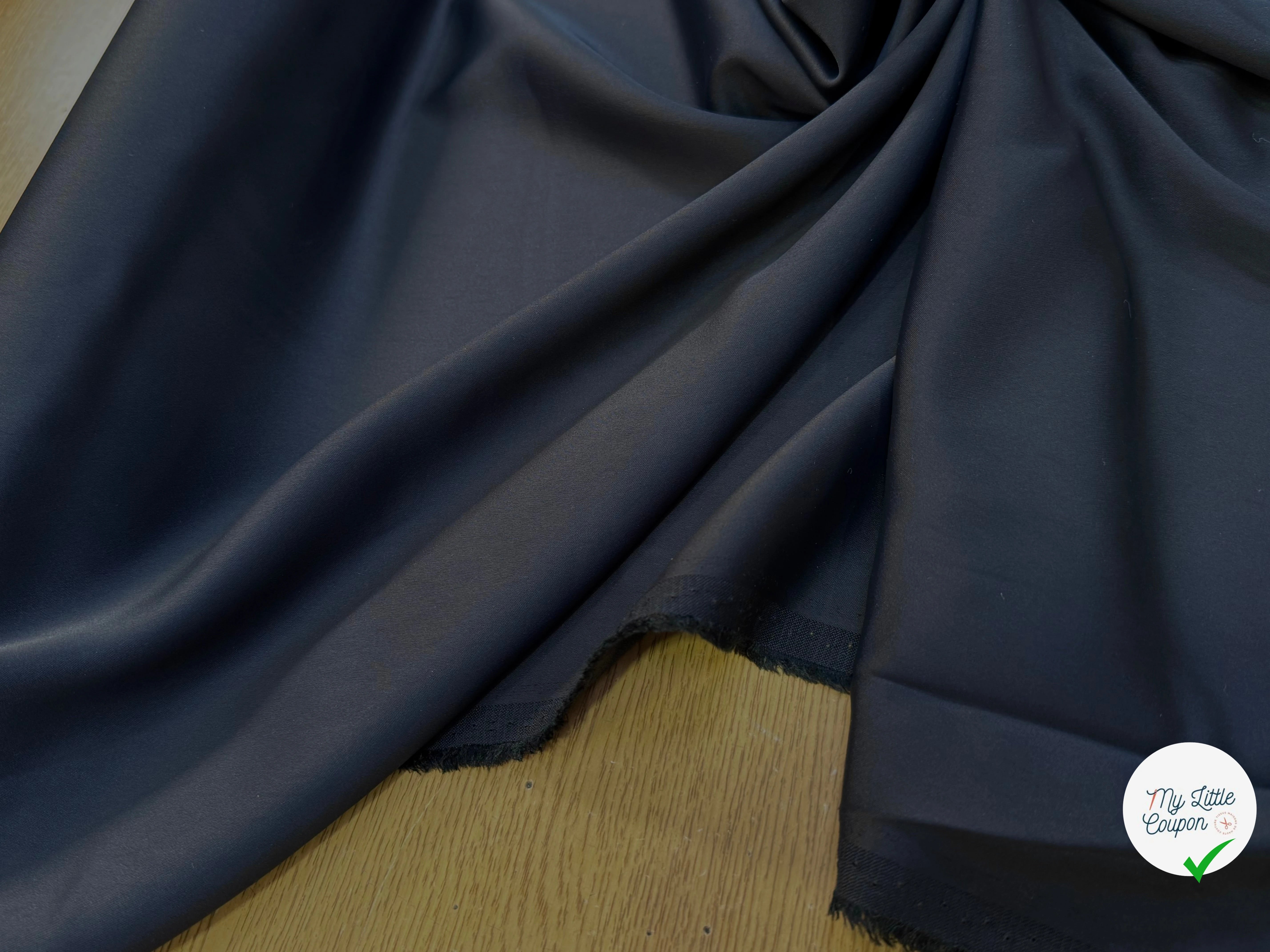 CREPE ENVERS SATIN STRETCH NOIR/MARINE FONCÉ BEAU TOMBÉ - My Little Coupon