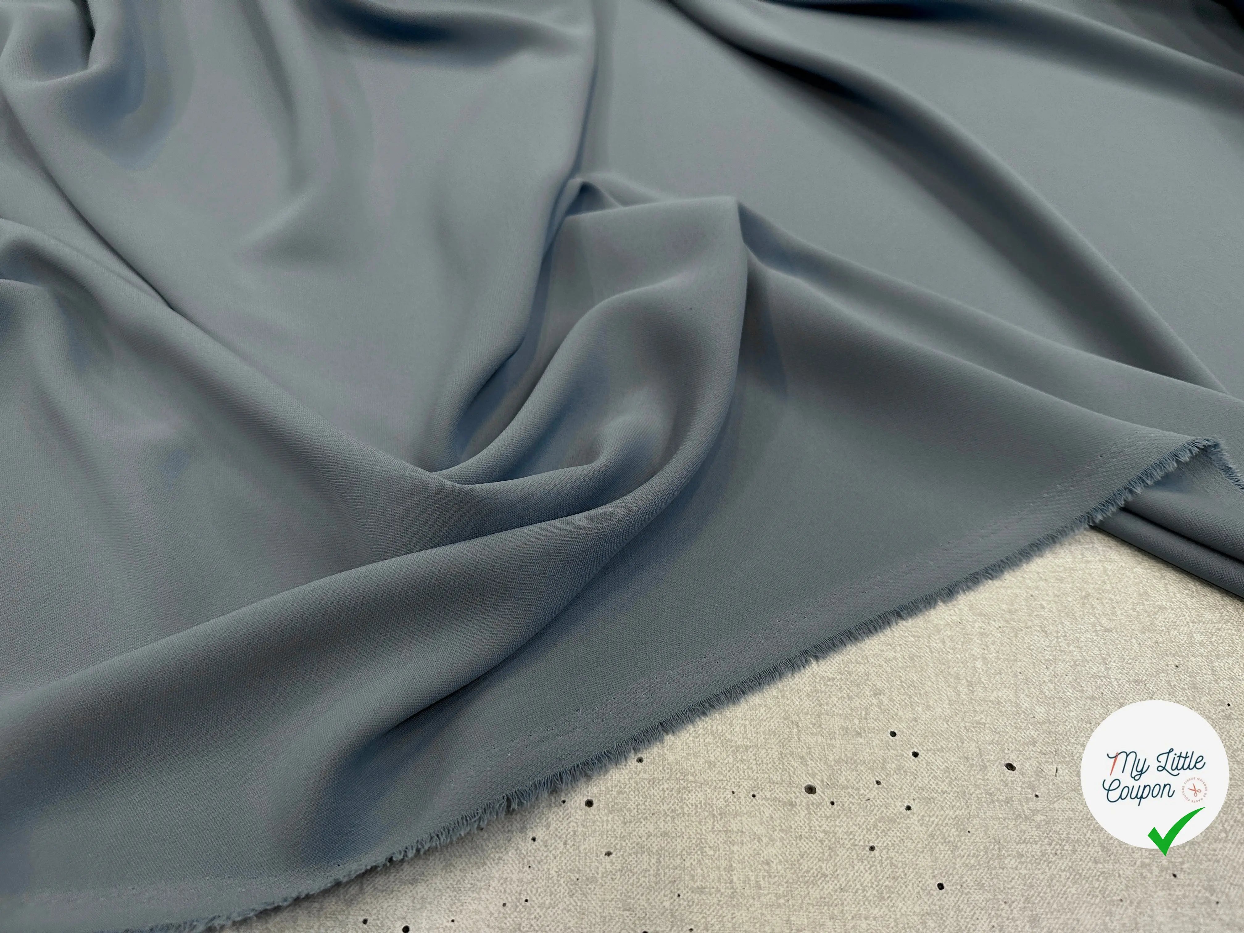 CRÊPE FLUIDE BLUE GREY COUTURE - My Little Coupon