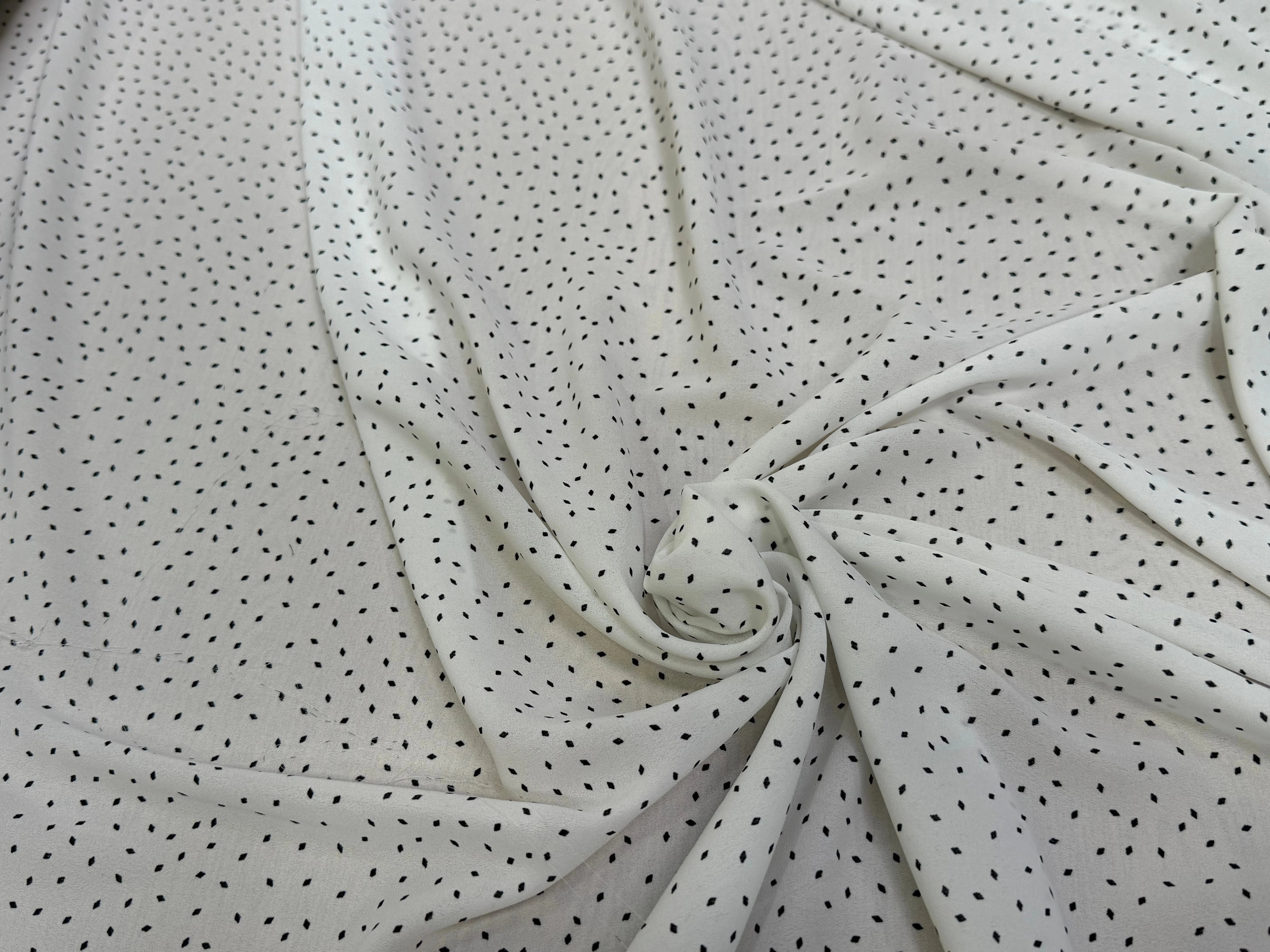CREPE FLUIDE FOND BLANC POIS MINI LOSANGES - My Little Coupon