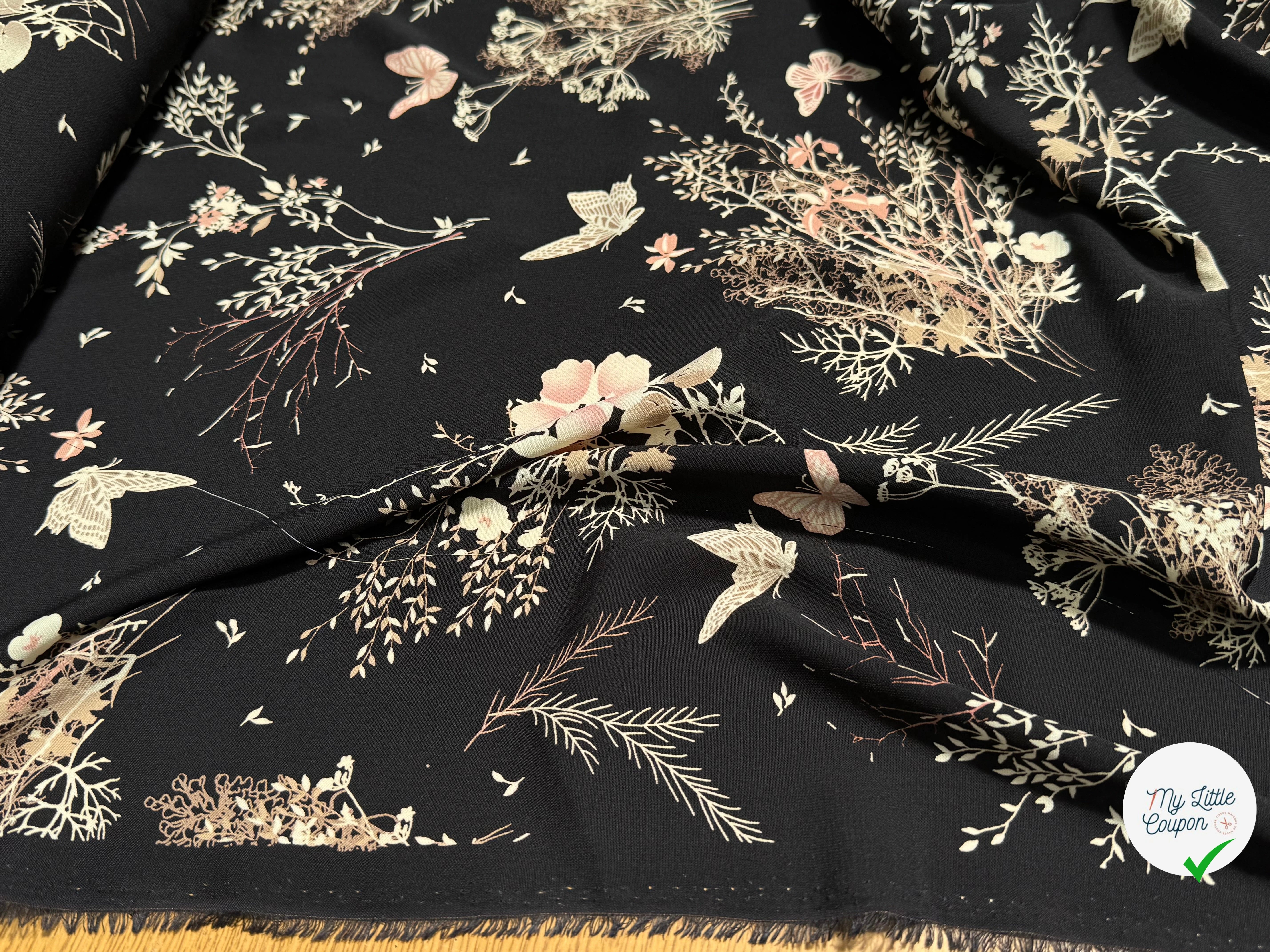 CREPE FLUIDE FOND NOIR MOTIFS FLORAUX PAPILLONS - My Little Coupon