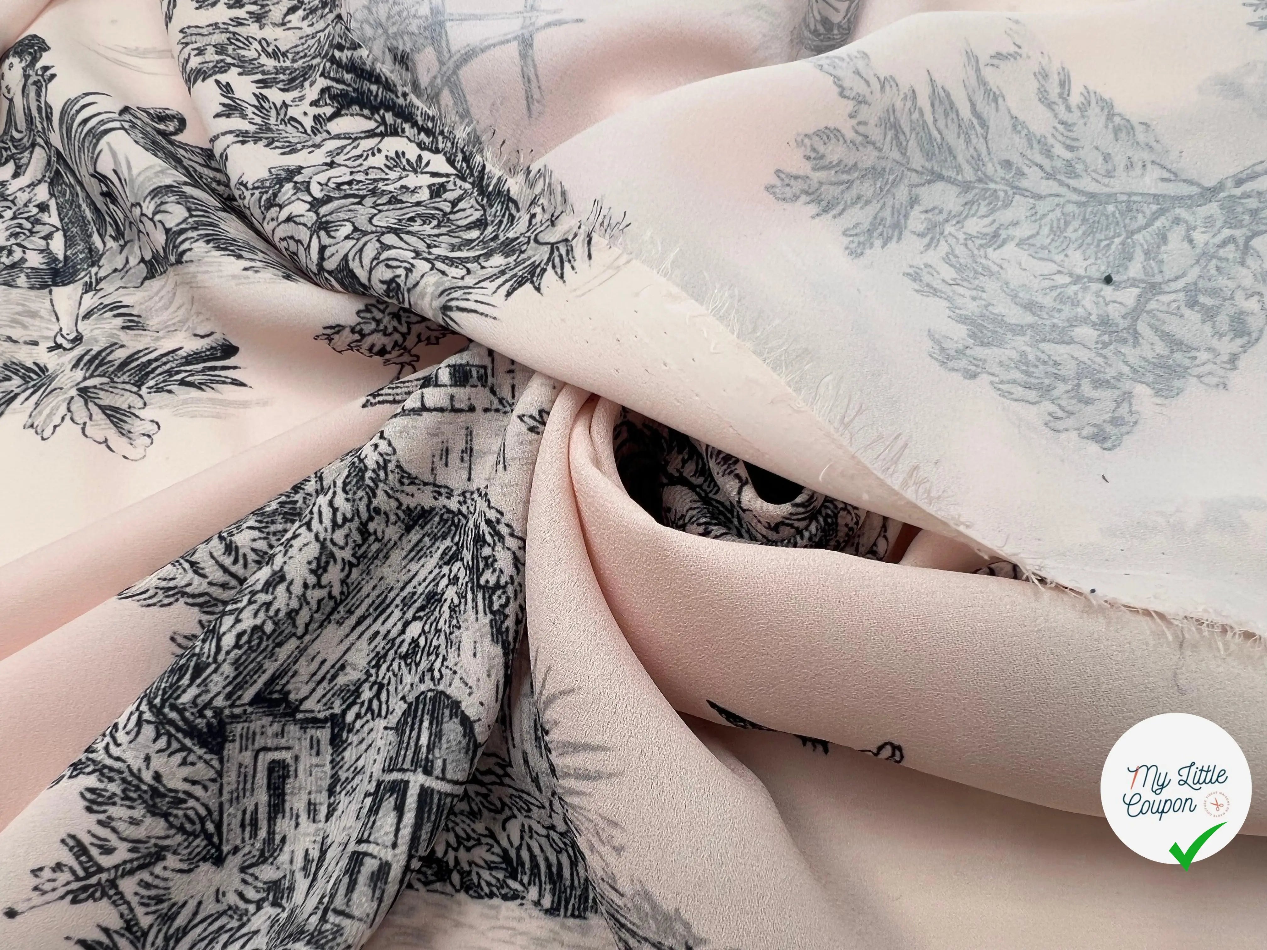 CRÊPE IMPRIMÉ TOILE DE JOUY NOIR FOND ROSE - My Little Coupon - tissu - coudre