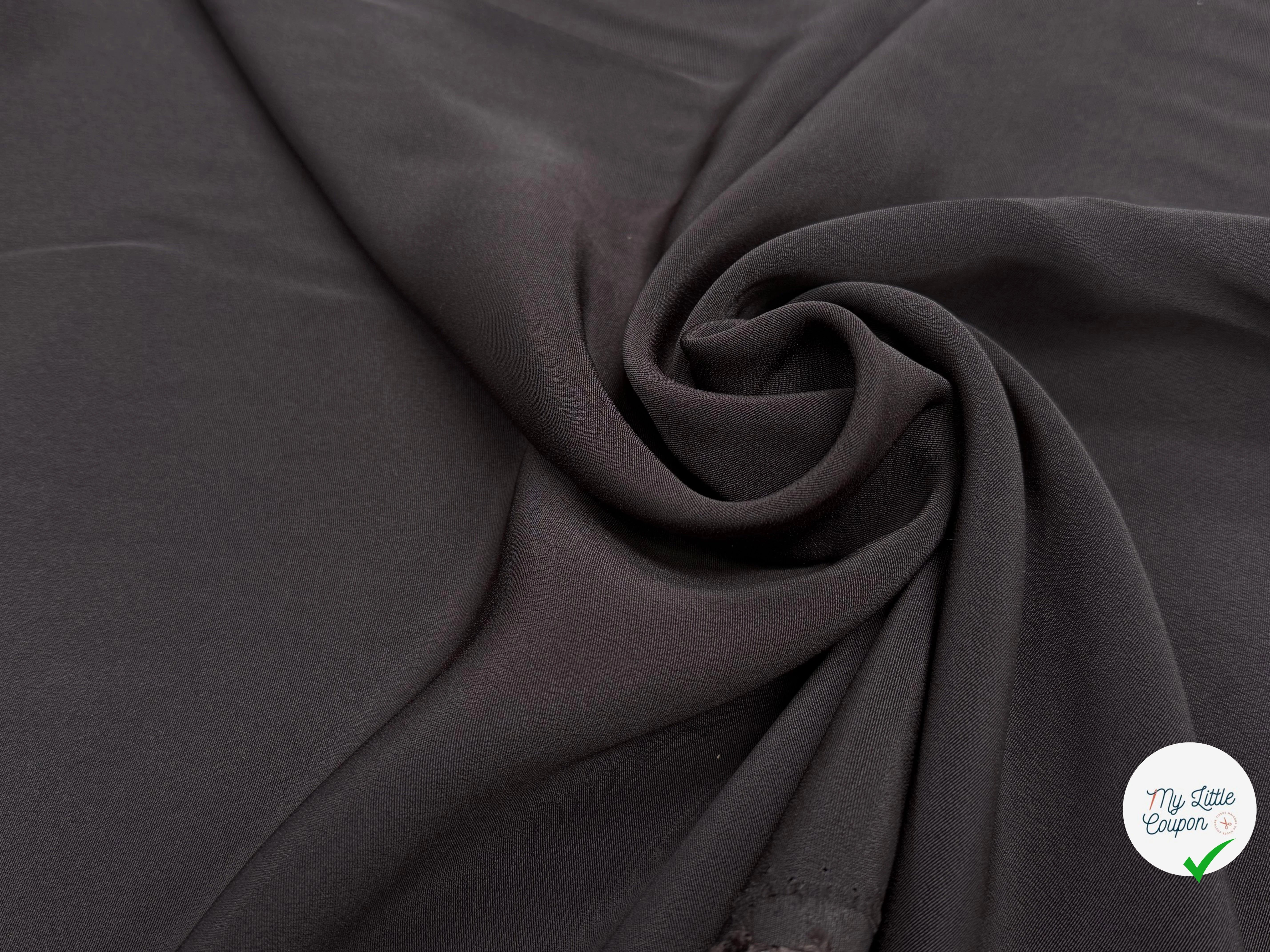 CREPE LÉGÈREMENT SATINÉ ACÉTATE VISCOSE MARRON FONCÉ - My Little Coupon