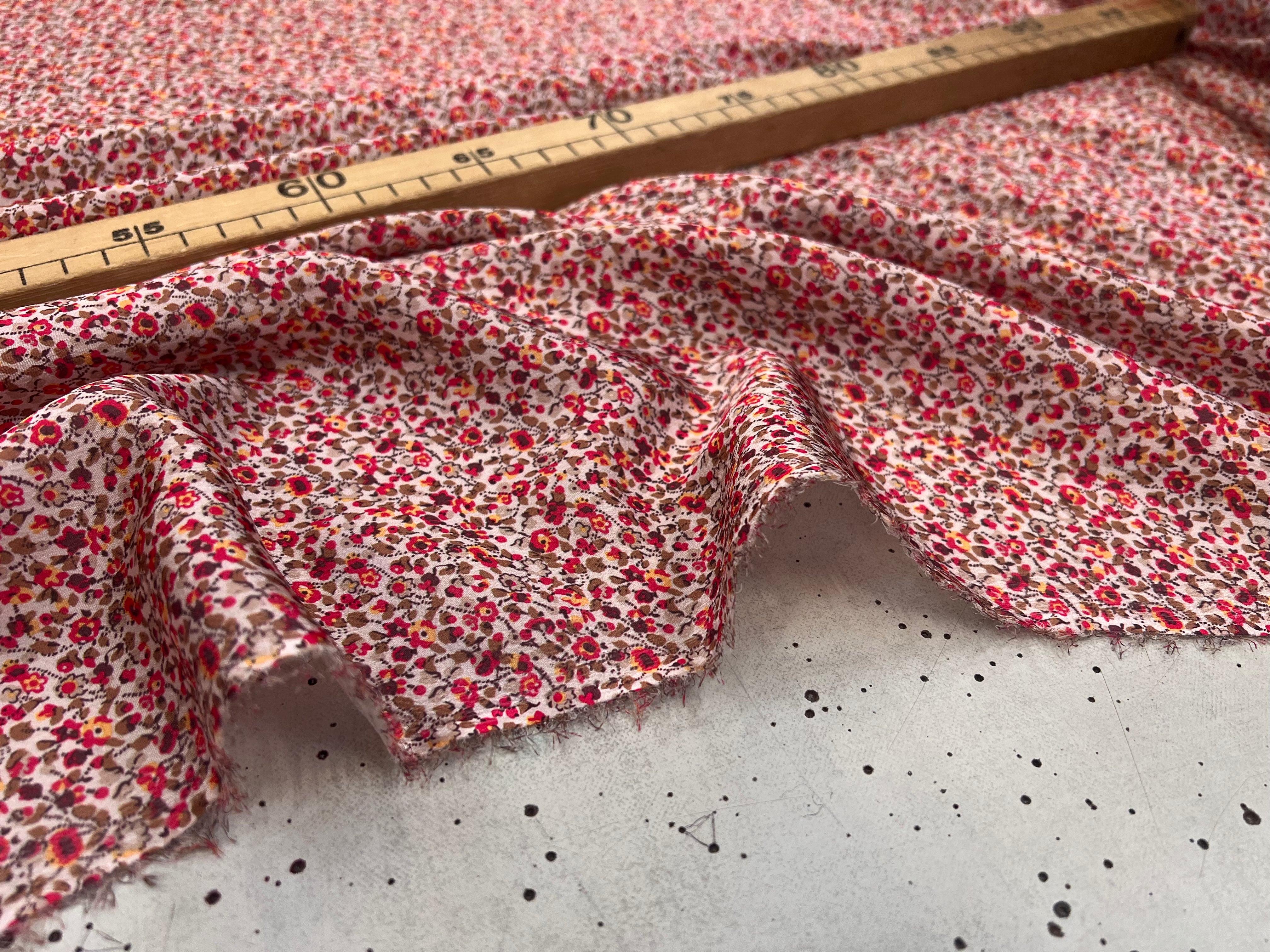 CRÊPE LÉGÈREMENT SATINÉ FLEURS MLC INTERN