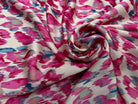 CREPE LÉGÈREMENT SATINÉ FLUIDE IMPRIMÉ ÉFFET NUAGE MULTICOLORES FOND ÉCRU - My Little Coupon