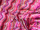 CRÊPE LÉGÈREMENT SATINÉ PINK WAVES - My Little Coupon