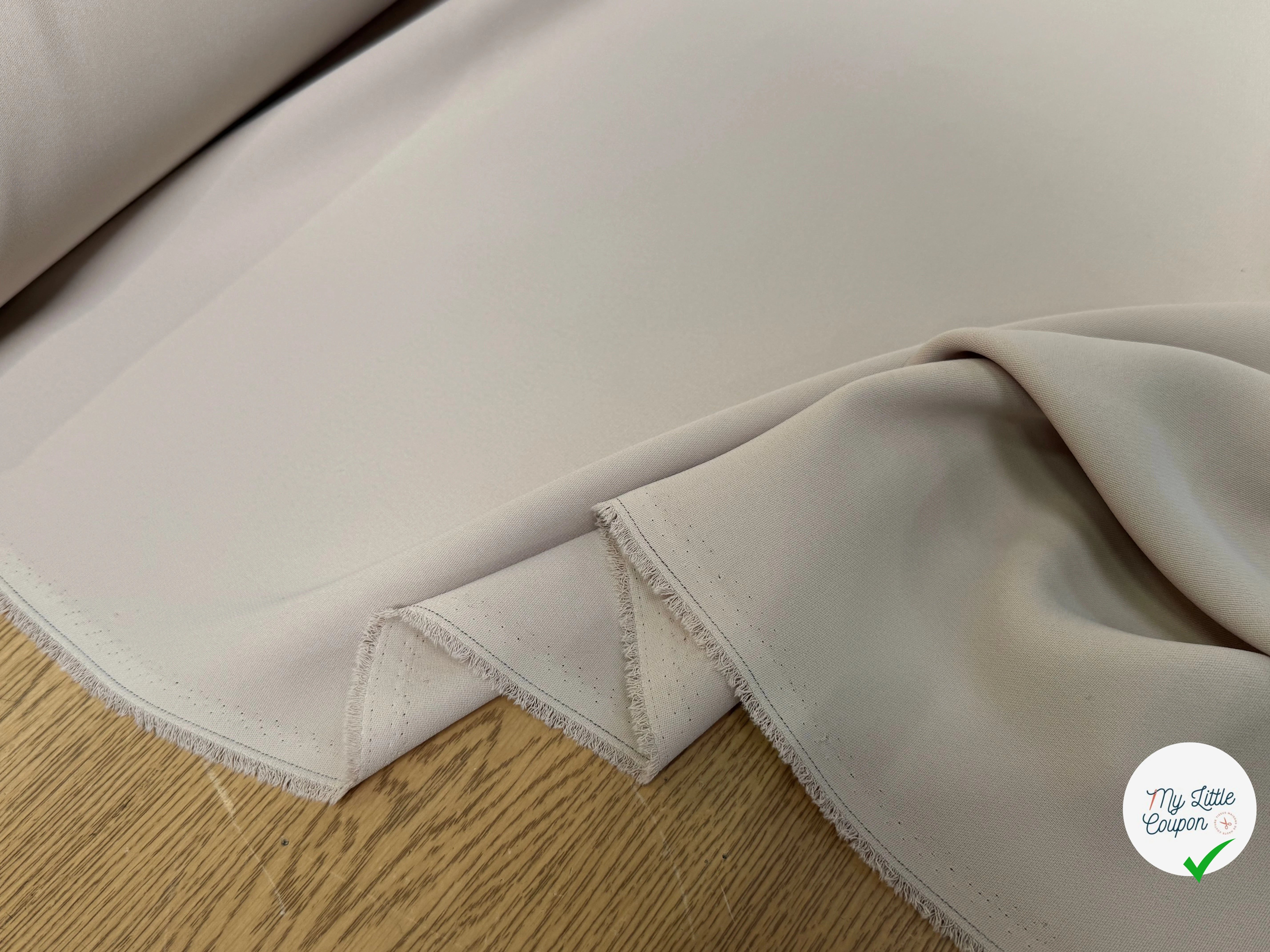 CREPE LOURD BEAU TOMBÉ BEIGE - My Little Coupon