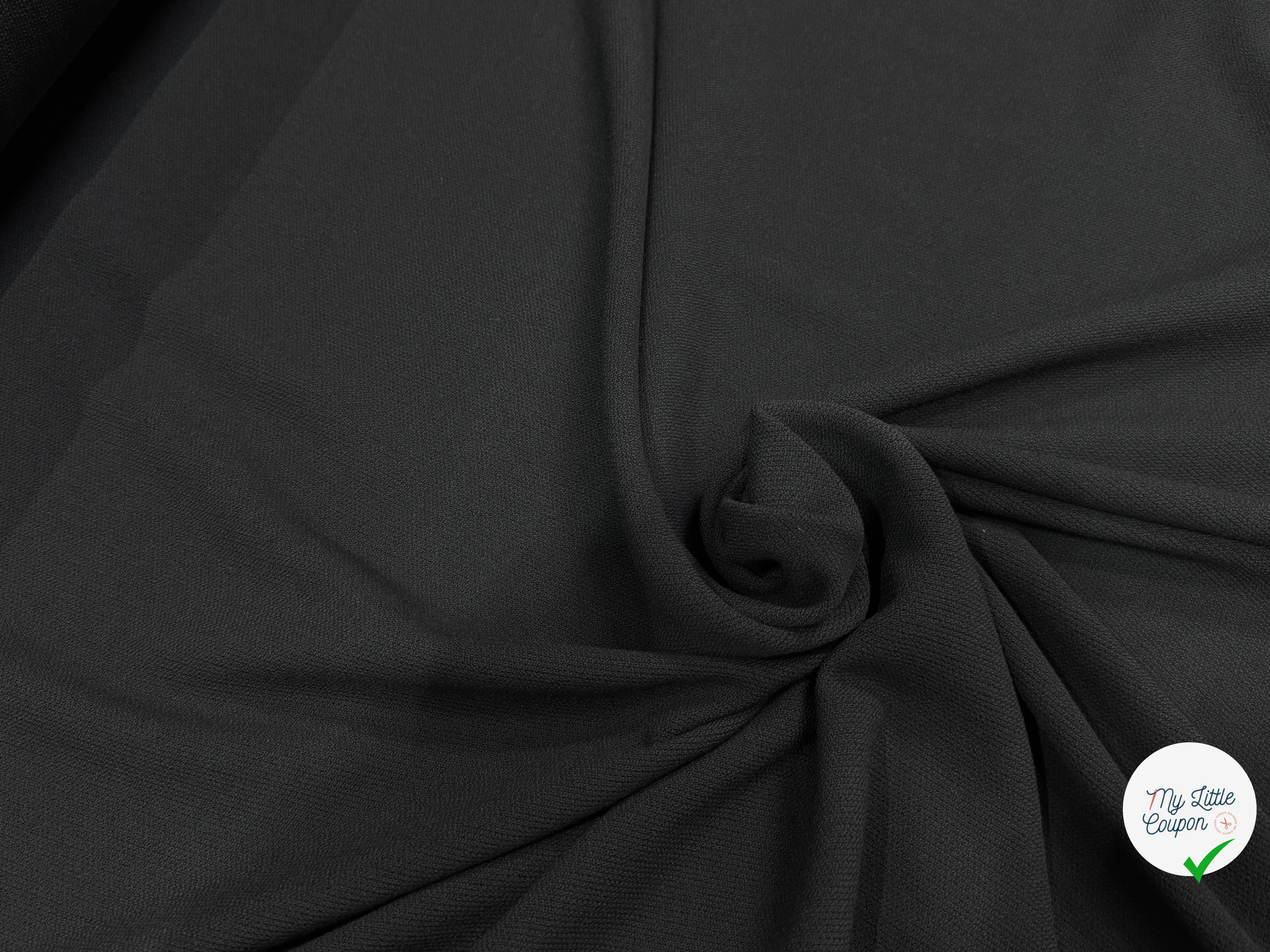 Tissu crêpe lourd polyviscose laine noir - détail du tissu
