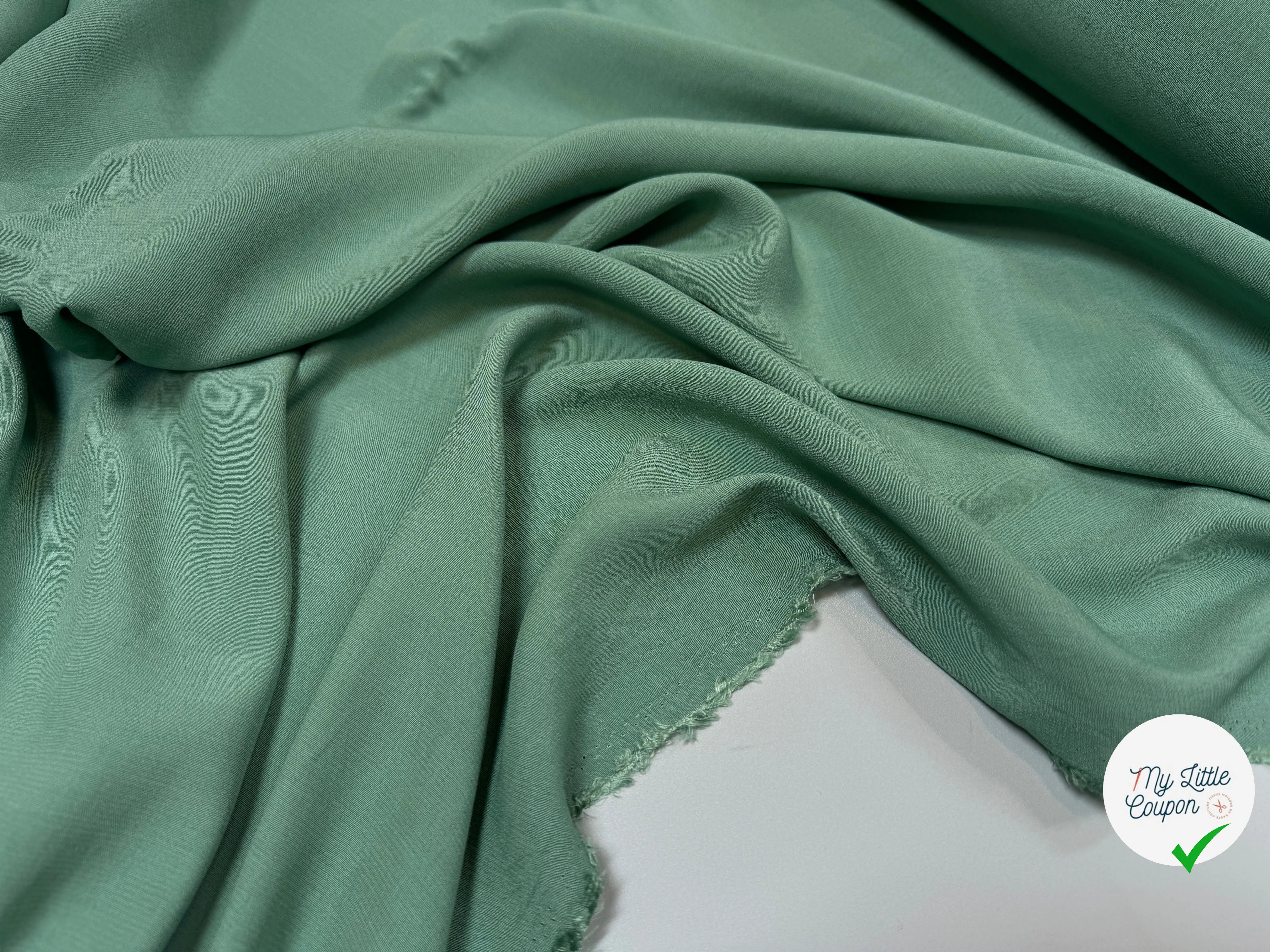 CREPE MAROCAIN 100% VISCOSE AMANDE - My Little Coupon