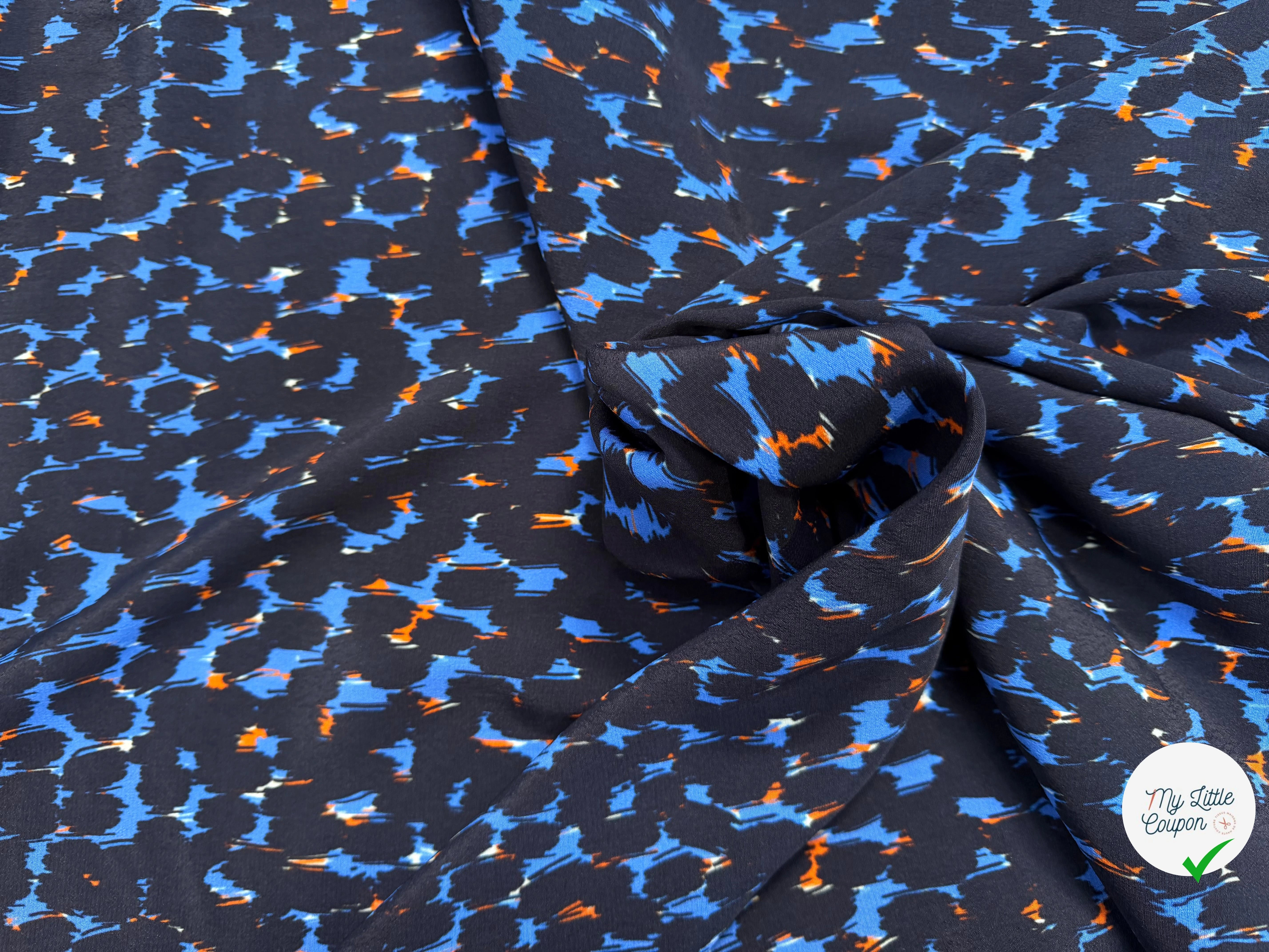 CREPE MAROCAIN COMO FOND BLEU - My Little Coupon