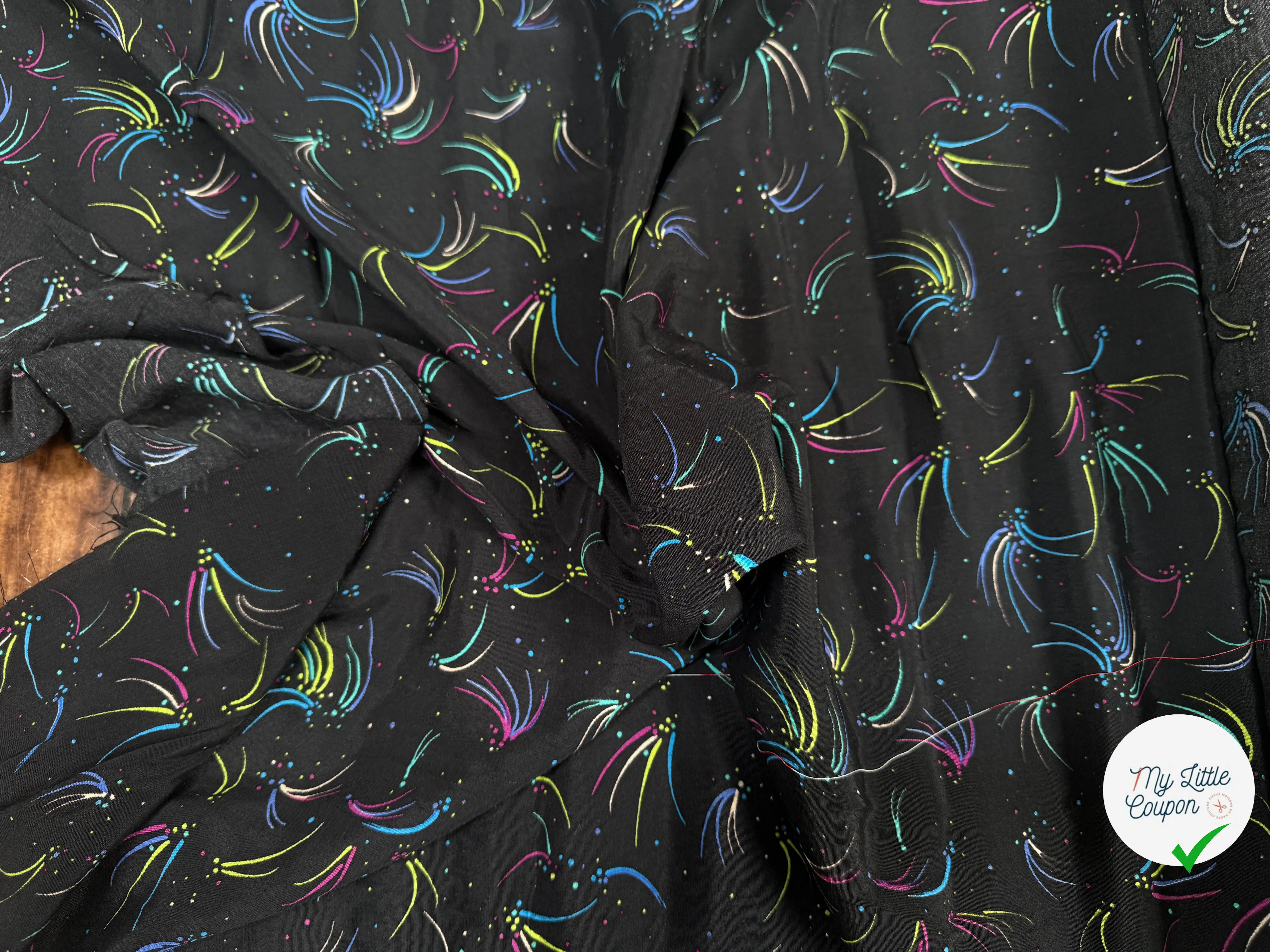 CREPE MAROCAIN VISCOSE FIREWOKRS - My Little Coupon
