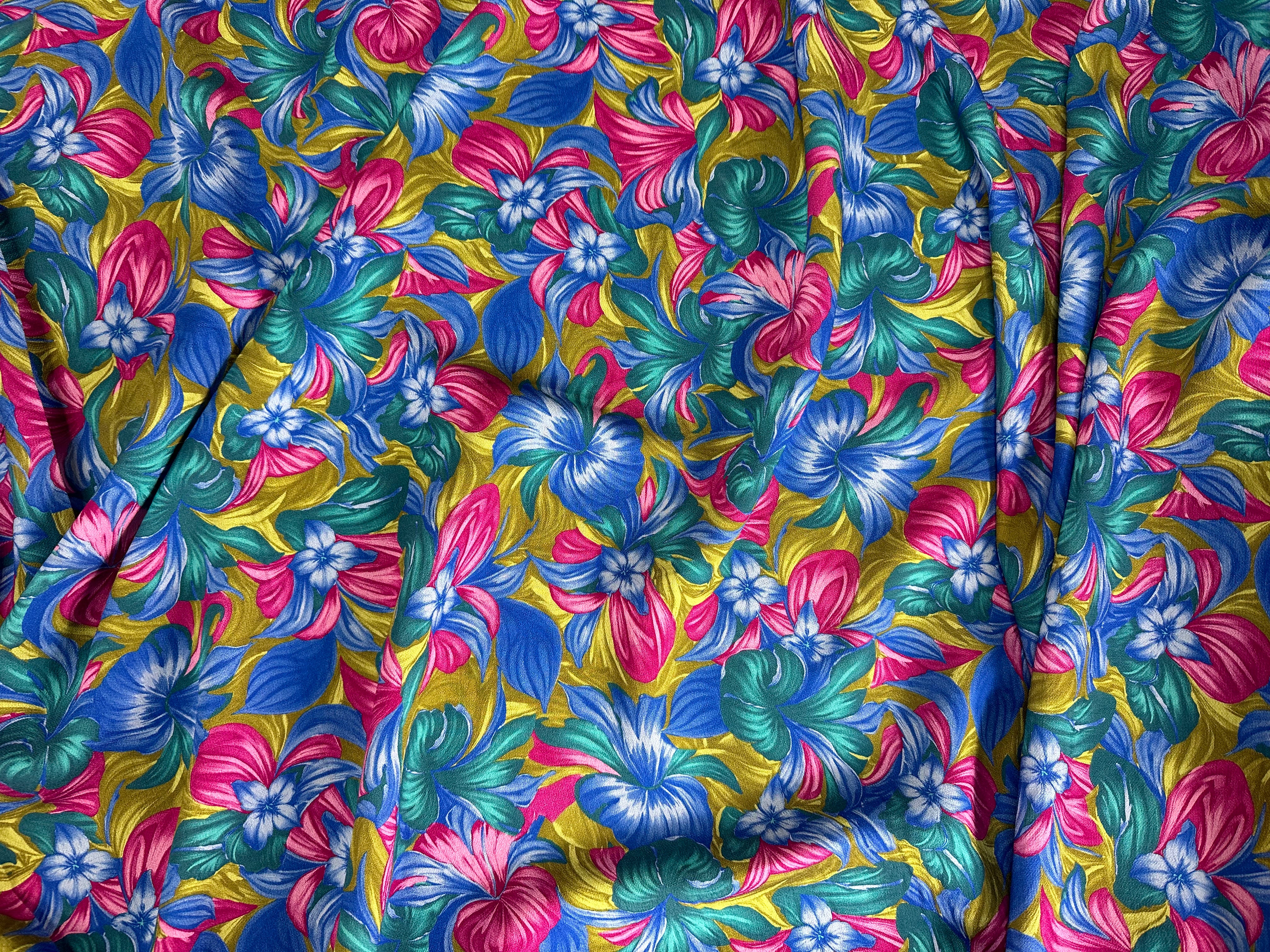 CREPE MAROCAIN VISCOSE FLEURS RETRO - My Little Coupon