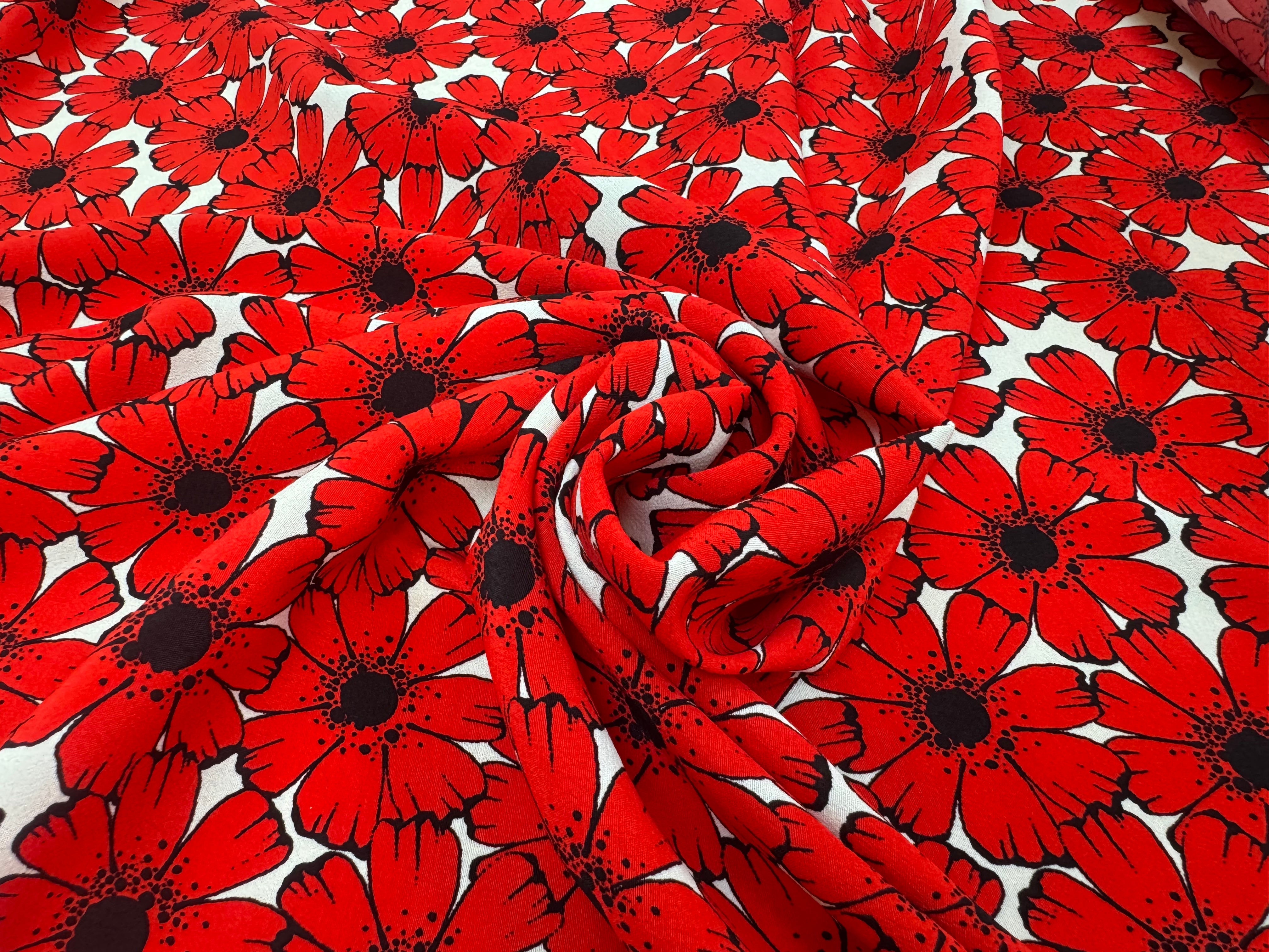 CREPE MAROCAIN VISCOSE FOND BLANC MOTIFS FLEURS DU BONHEUR JAPON ROUGE - My Little Coupon