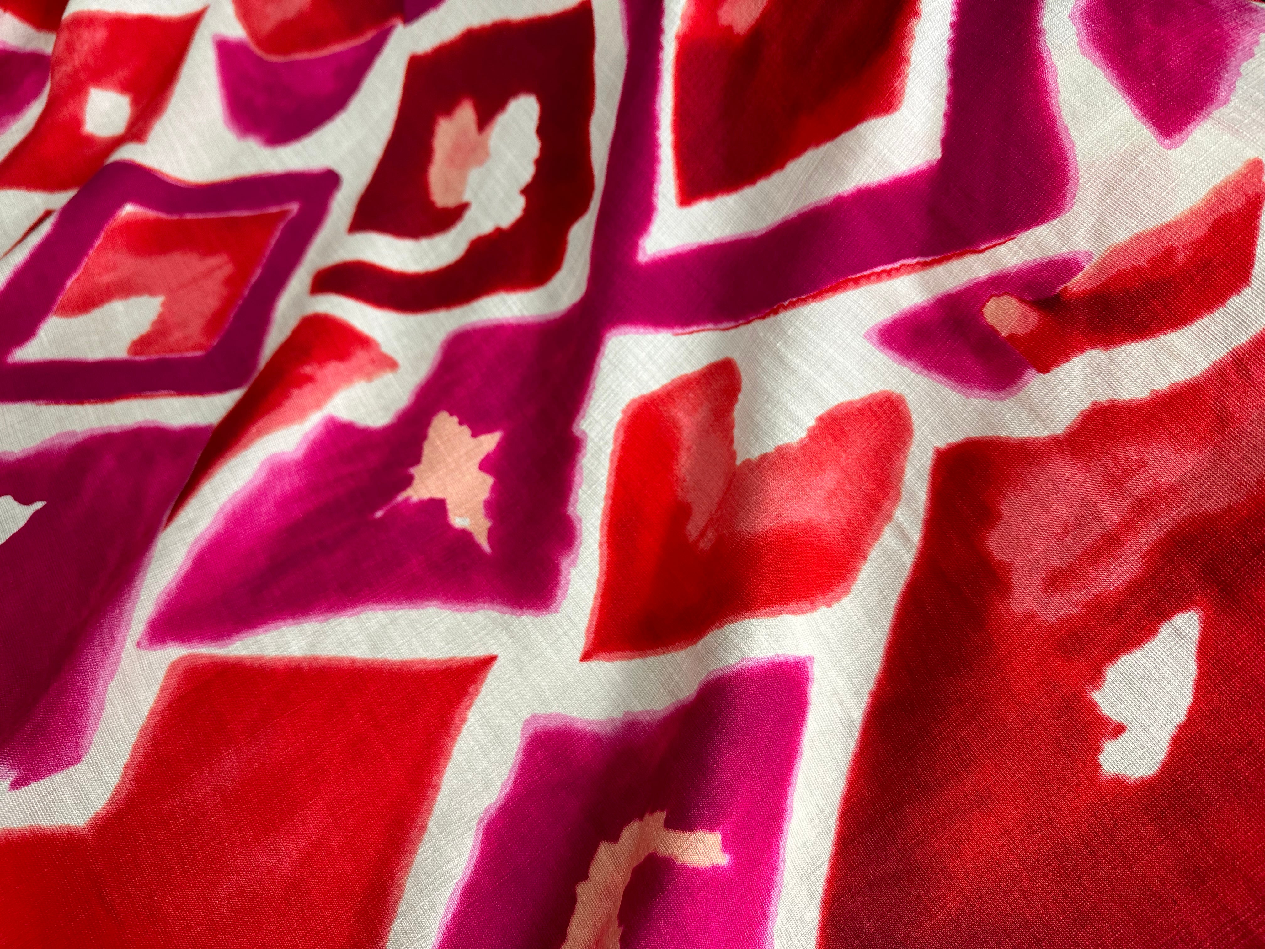 CRÊPE MAROCAIN VISCOSE GÉOMÉTRIE LOVE - My Little Coupon
