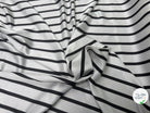 CRÊPE SATIN BLANC À RAYURES NOIRES SUPERBE TENUE - My Little Coupon