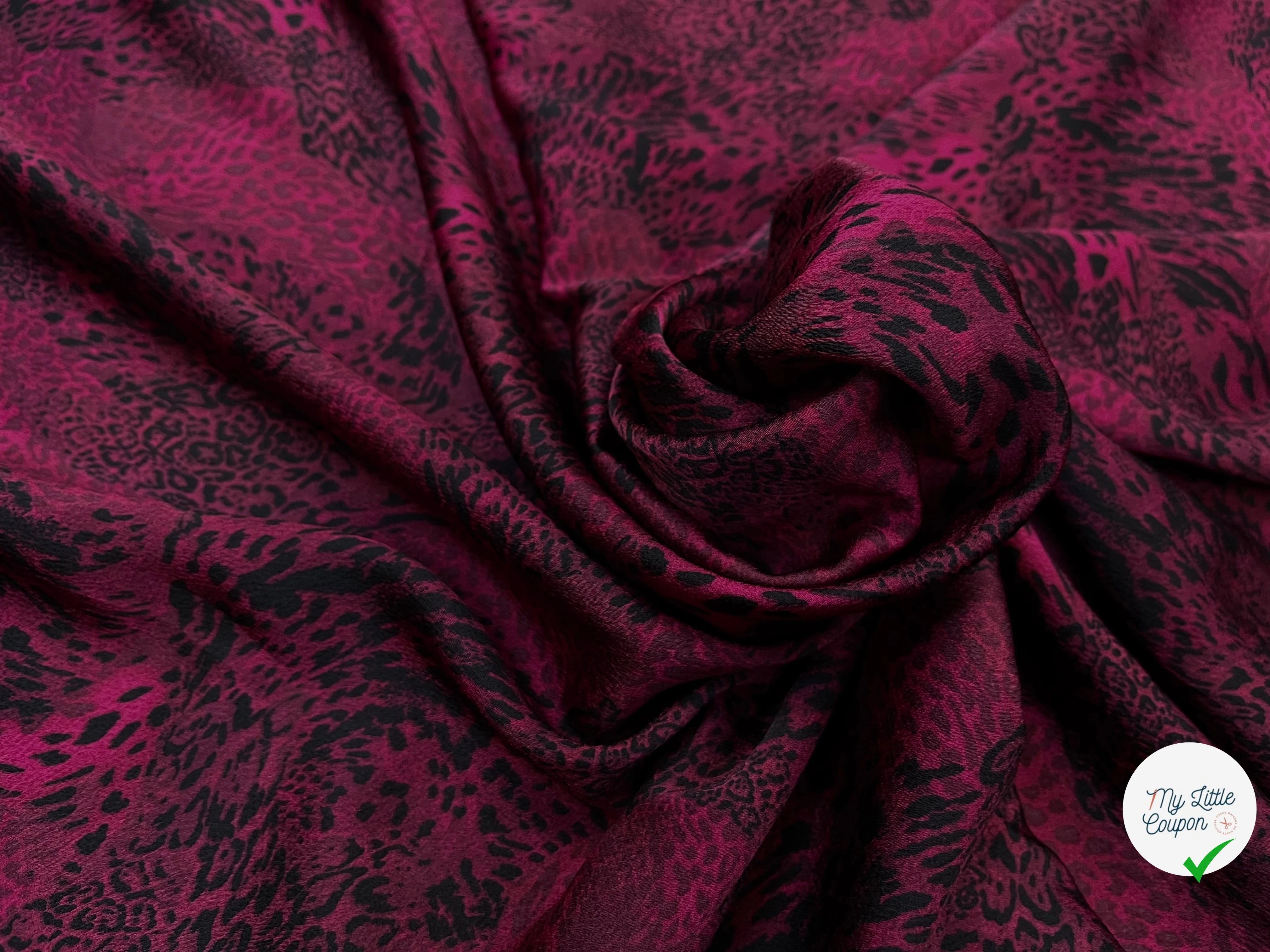 CREPE SATINÉ MOTIF ANIMAL LÉOPARD BORDEAUX - My Little Coupon