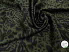 CREPE SATINÉ MOTIF LÉOPARD KAKI - My Little Coupon