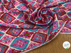CREPE SATINÉ MOTIFS MULTICOLORES GÉOMETRIQUE - My Little Coupon