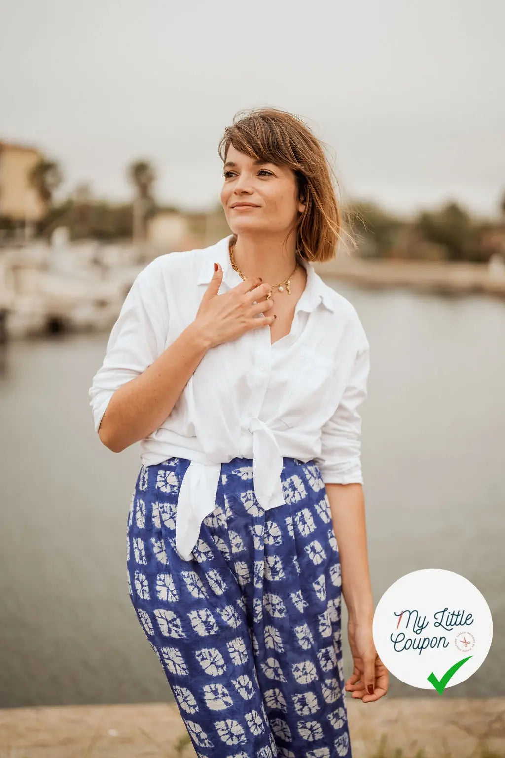 CREPE SHIBORI FOND BLEU SUPERBE TENUE - My Little Coupon