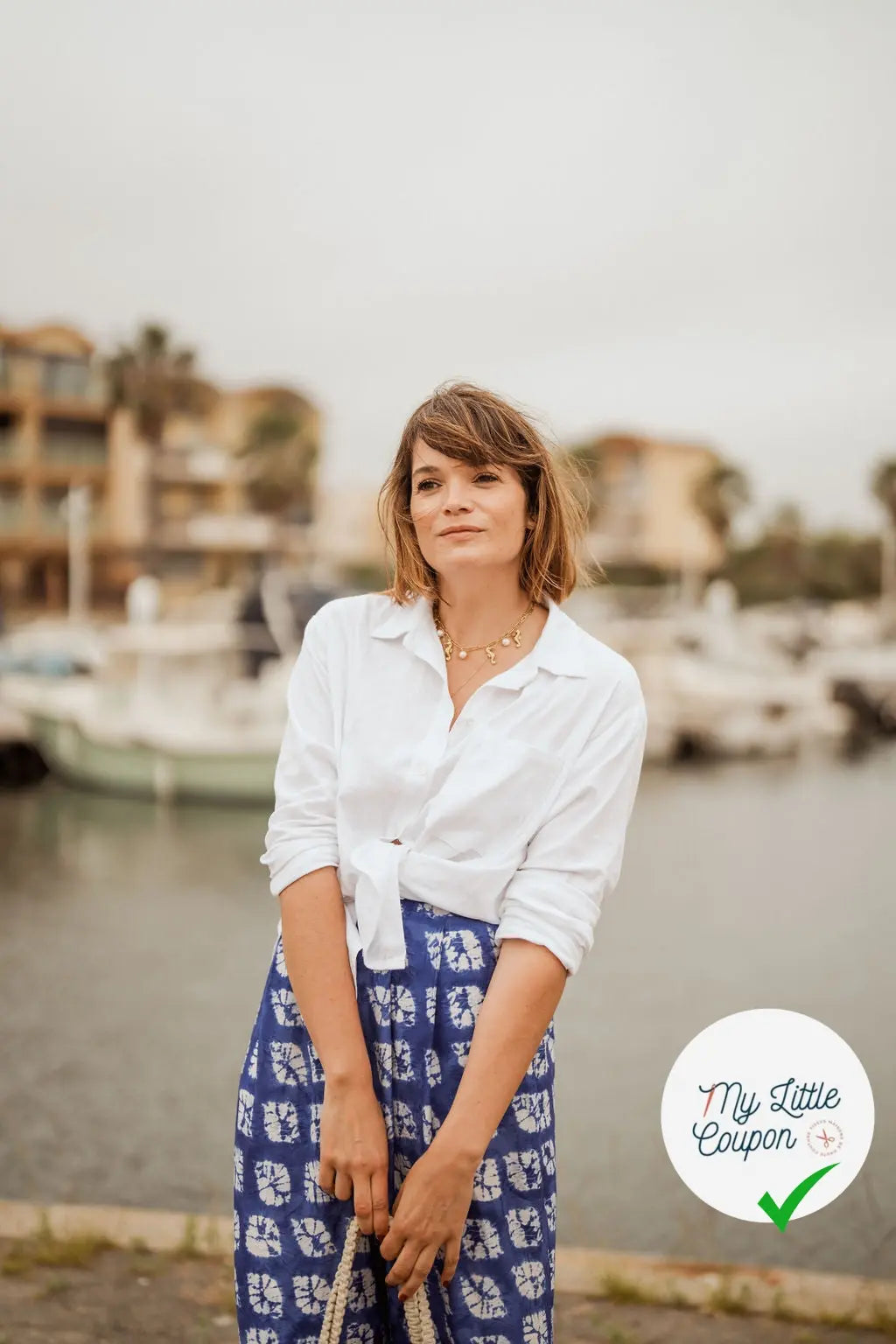 CREPE SHIBORI FOND BLEU SUPERBE TENUE - My Little Coupon