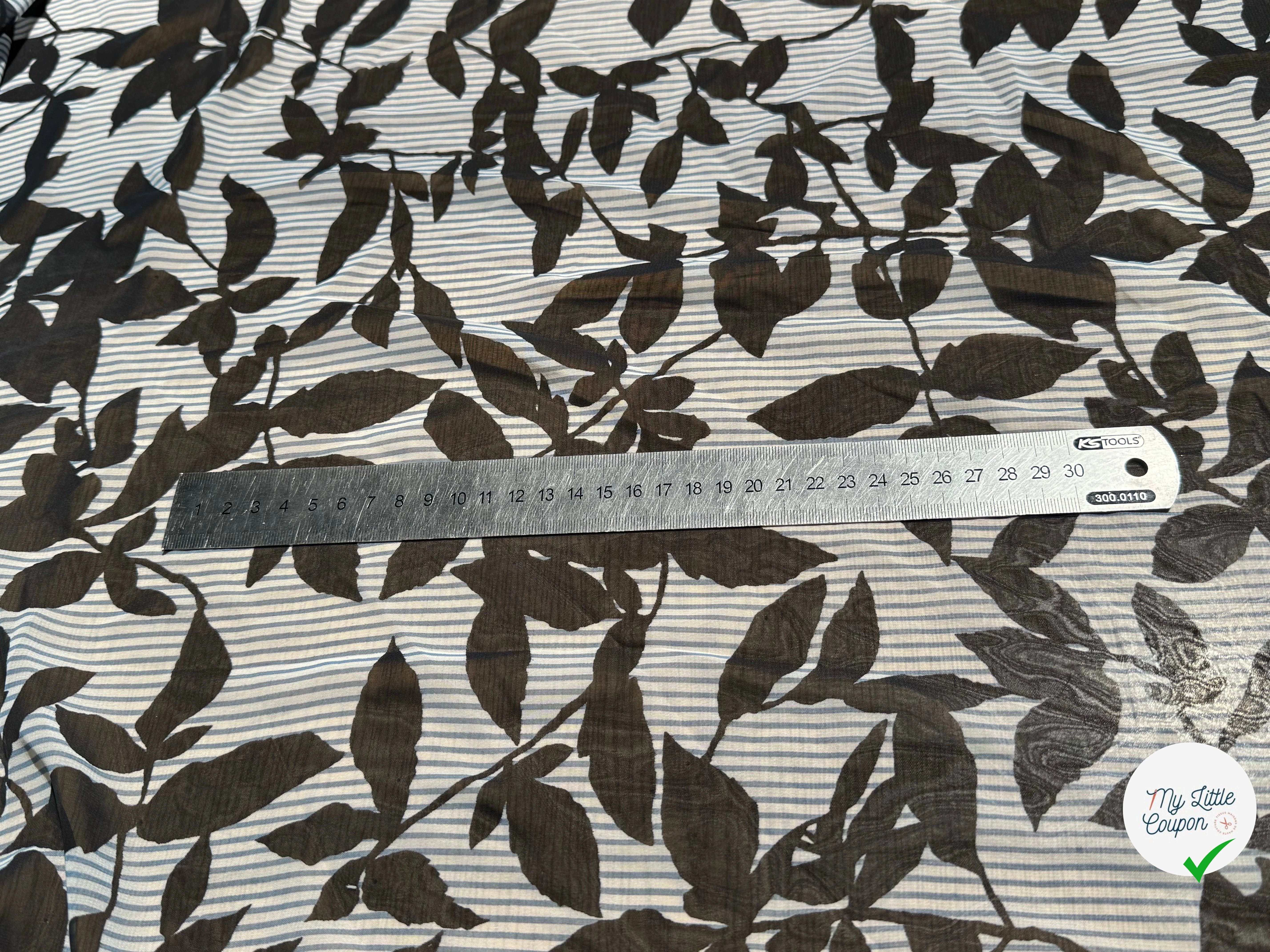 CREPE ULTRA FIN FOND BLANC IMPRIMÉ MOTIFS FEUILLAGES NOIRS - My Little Coupon