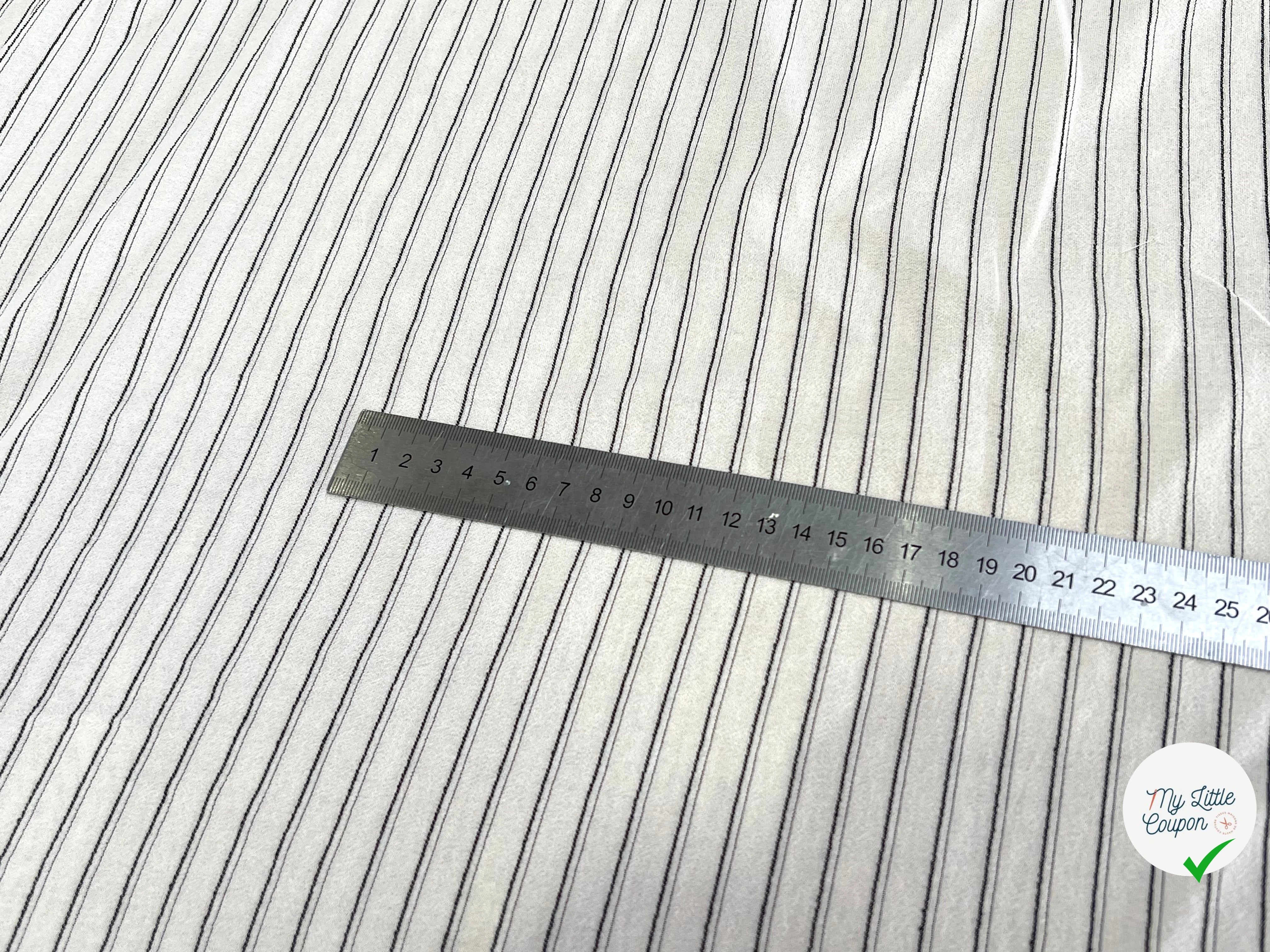 CREPE VISCOSE BLANC À RAYURES NOIRE FLUIDE - My Little Coupon
