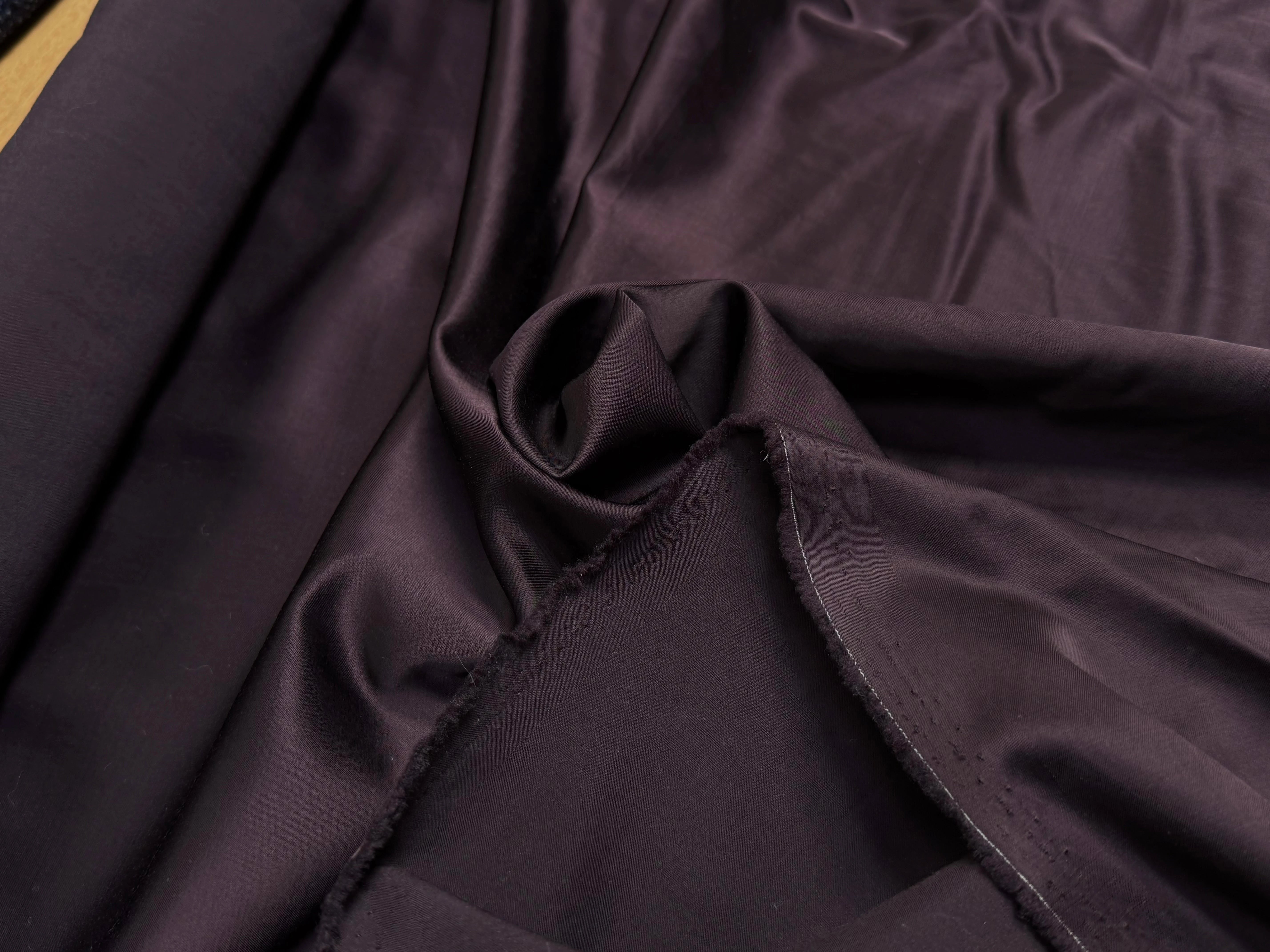 CREPE VISCOSE ENVERS SATIN 8% SOIE BEAU TOMBÉ CHOCO BORDEAUX - My Little Coupon