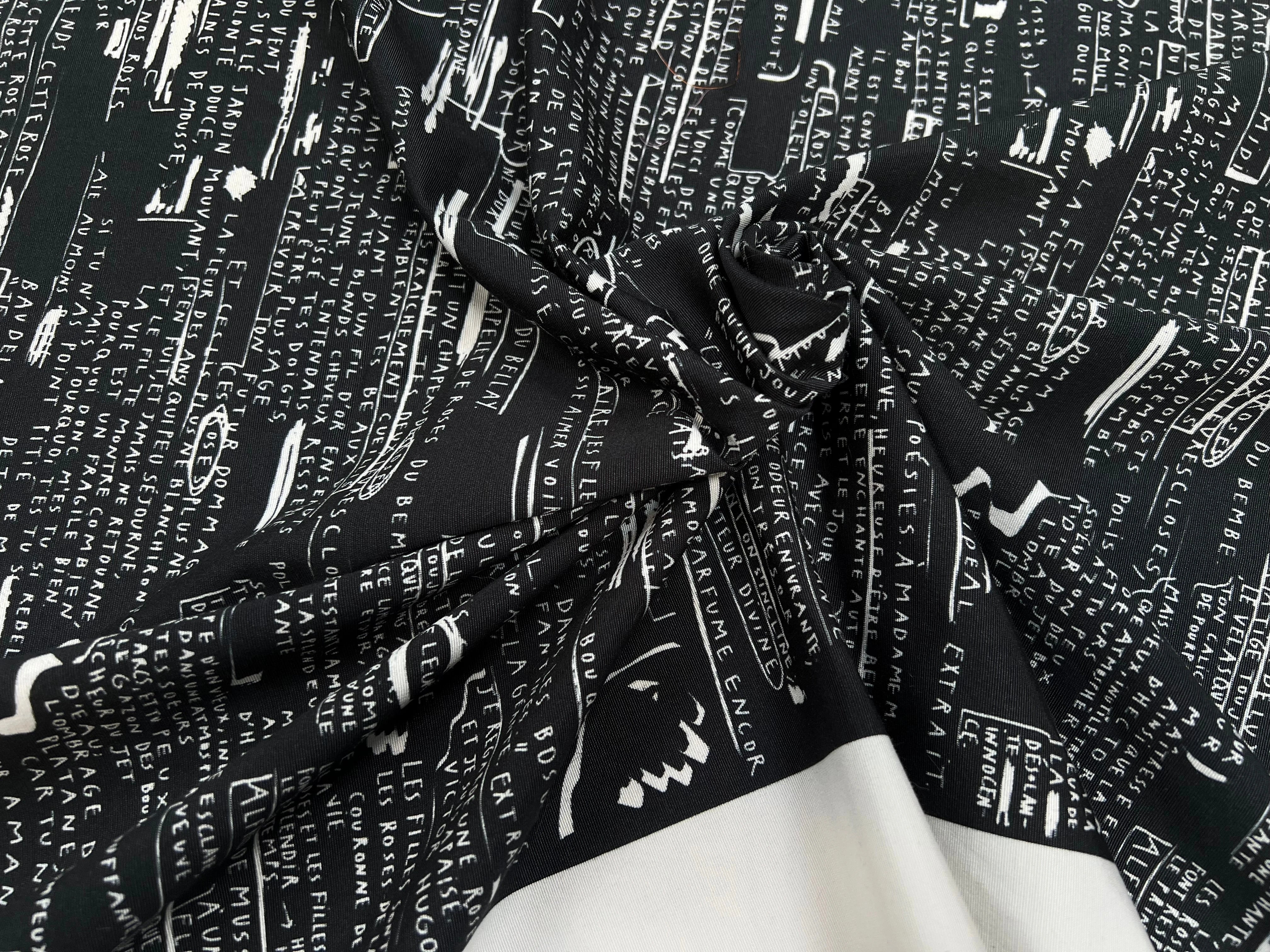 CRÈPE VISCOSE FOND MOTIF TEXTE 160CM - My Little Coupon