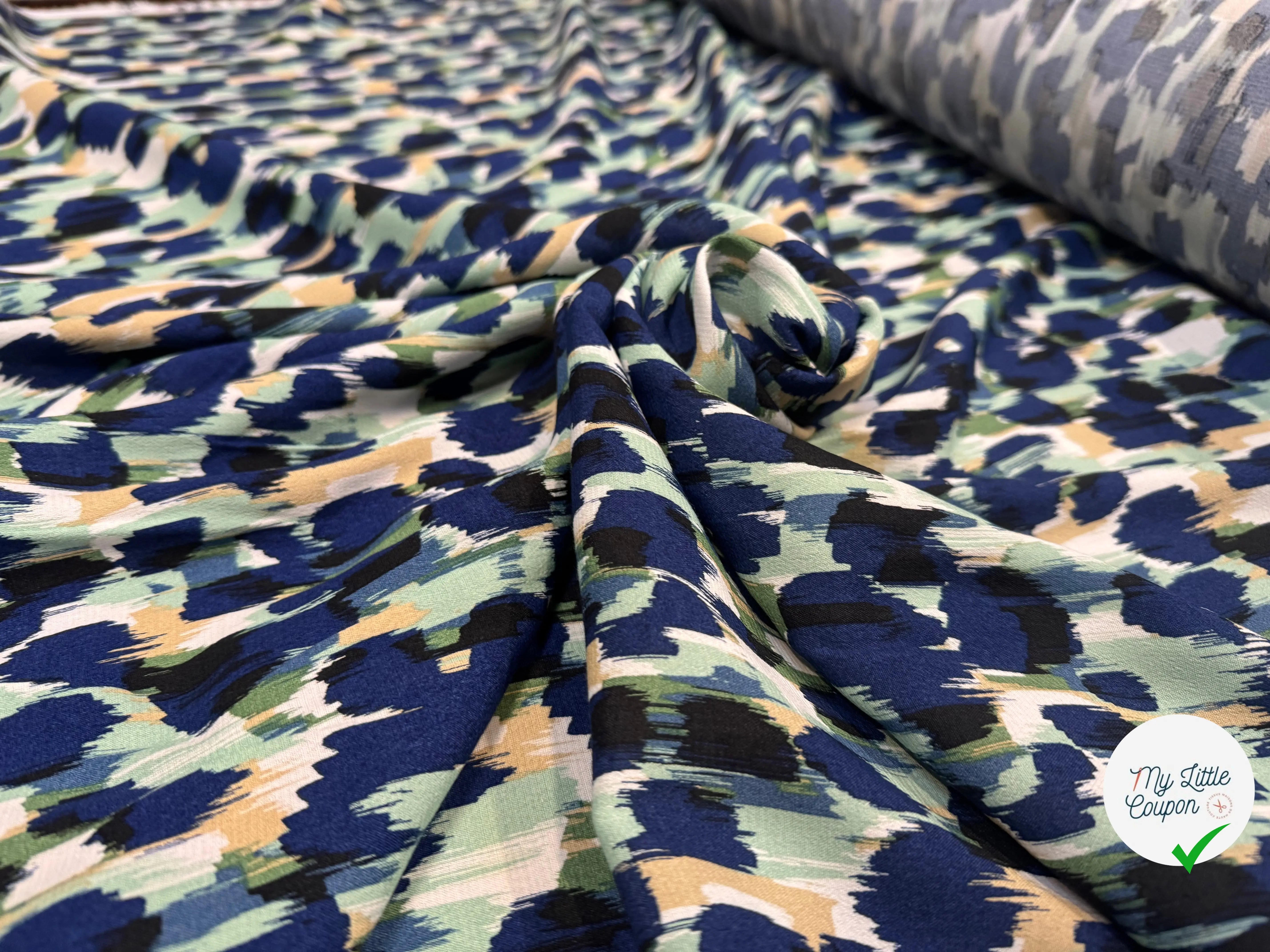 CRÊPE VISCOSE IMPRIMÉE BLEU BEIGE VERT D’EAU - My Little Coupon