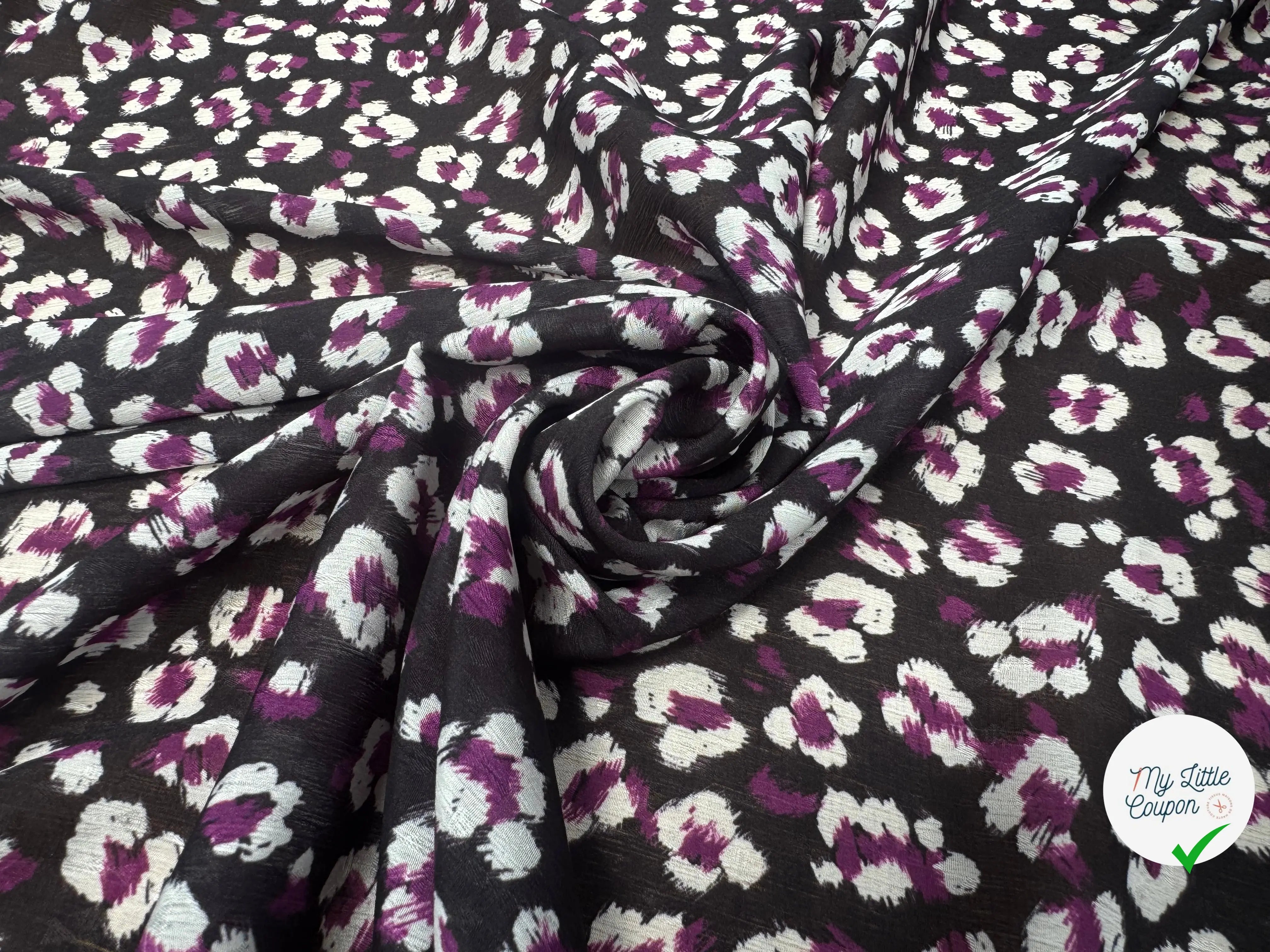 CREPON FOND NOIR FLEURS VIOLET ET BLANC - My Little Coupon