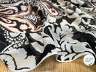 CRÉPONS POLY POST CONSUMERS RECYCLED FOND NOIR FLEURS BLANC DÉTAILS DORÉS - My Little Coupon
