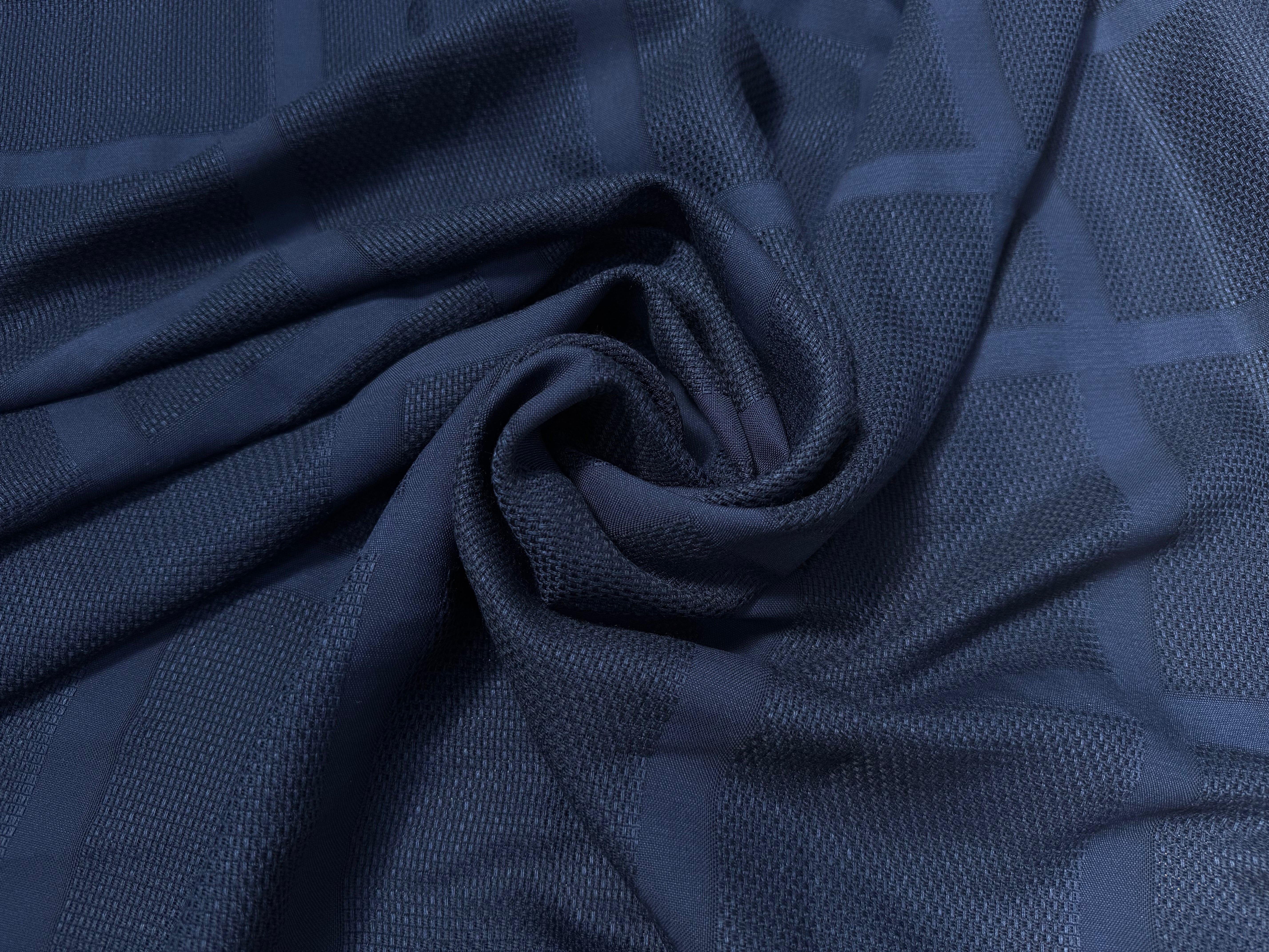 (Chute) COTON ARMURÉ BLEU NAVY MOTIFS CARREAUX TONS SUR TONS - My Little Coupon