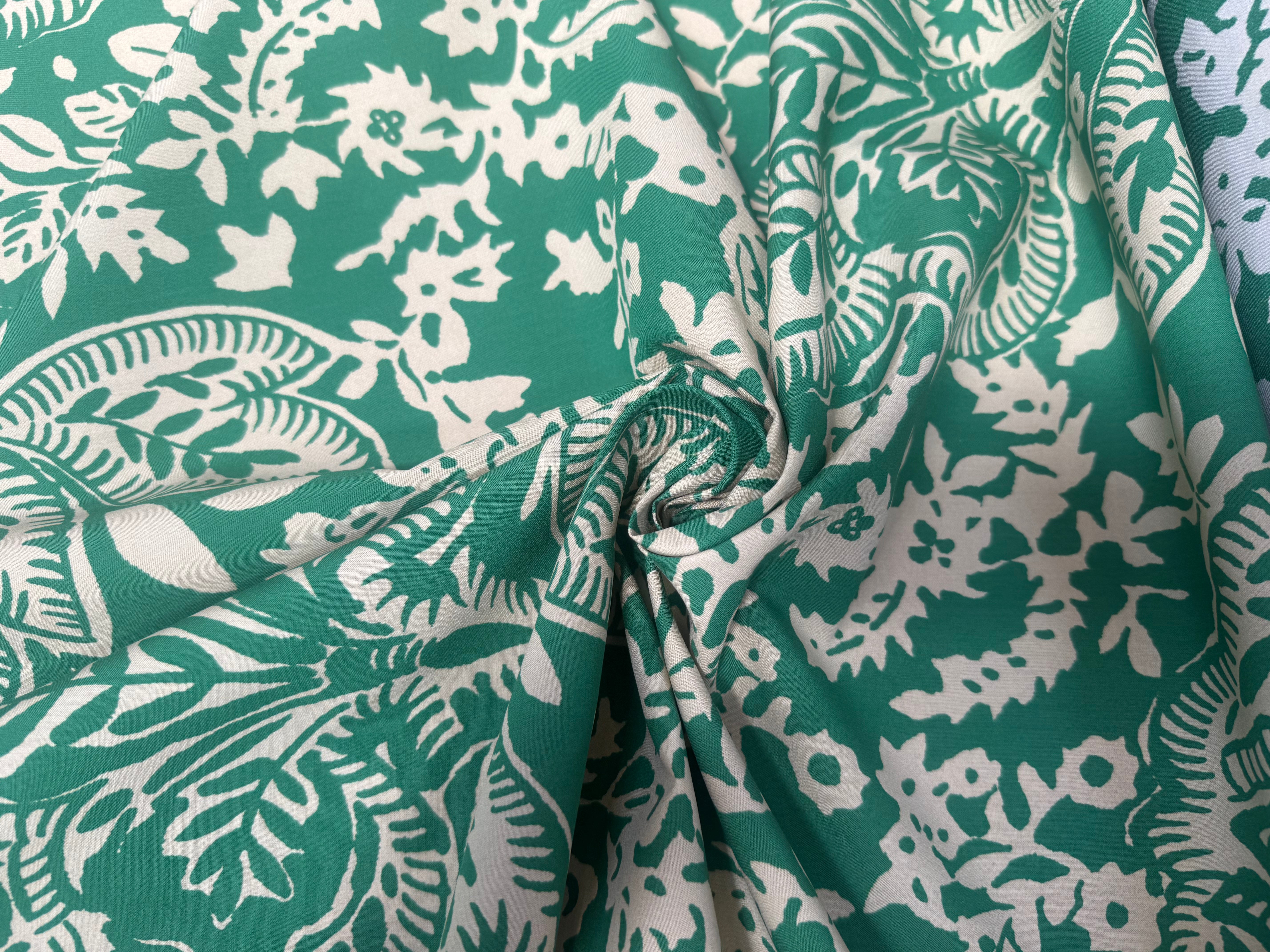 COTON VISCOSE THEME FLORAL BEIGE CREME ET VERT - My Little Coupon