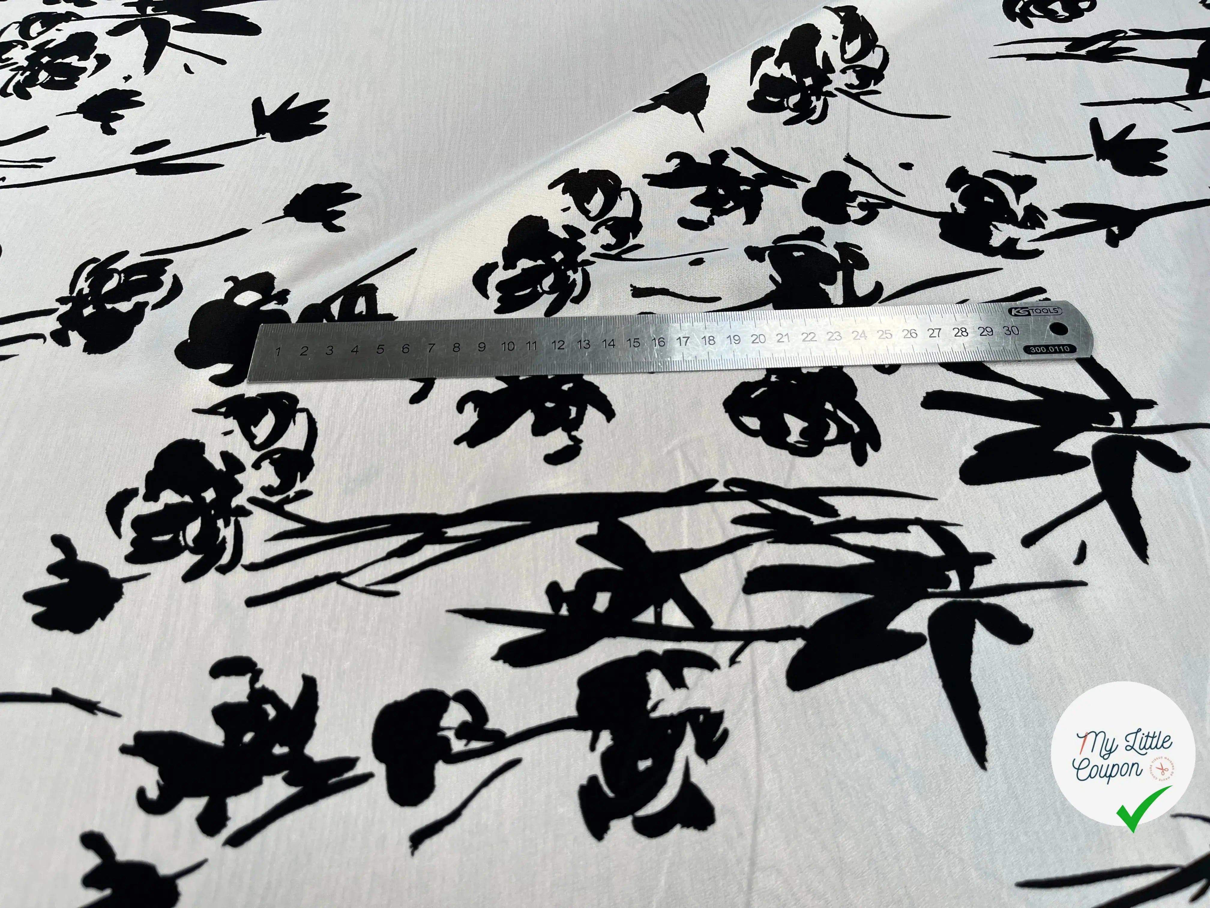 CREPE DE CHINE 100% SOIE JAPONISANT NOIR & BLANC - My Little Coupon