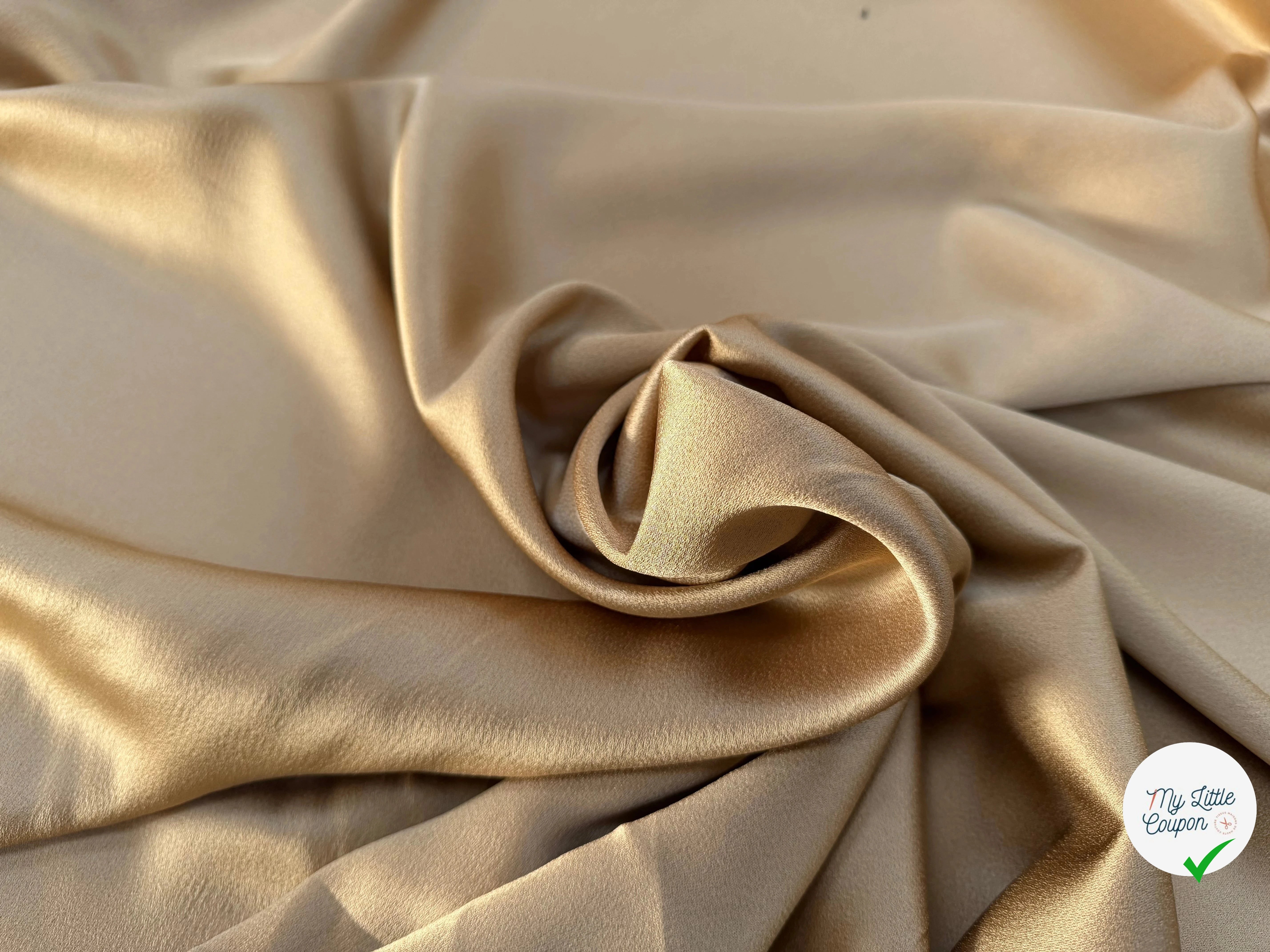 CREPE ENVERS SATIN VISCOSE ET ACETATE MAT SABLE - My Little Coupon