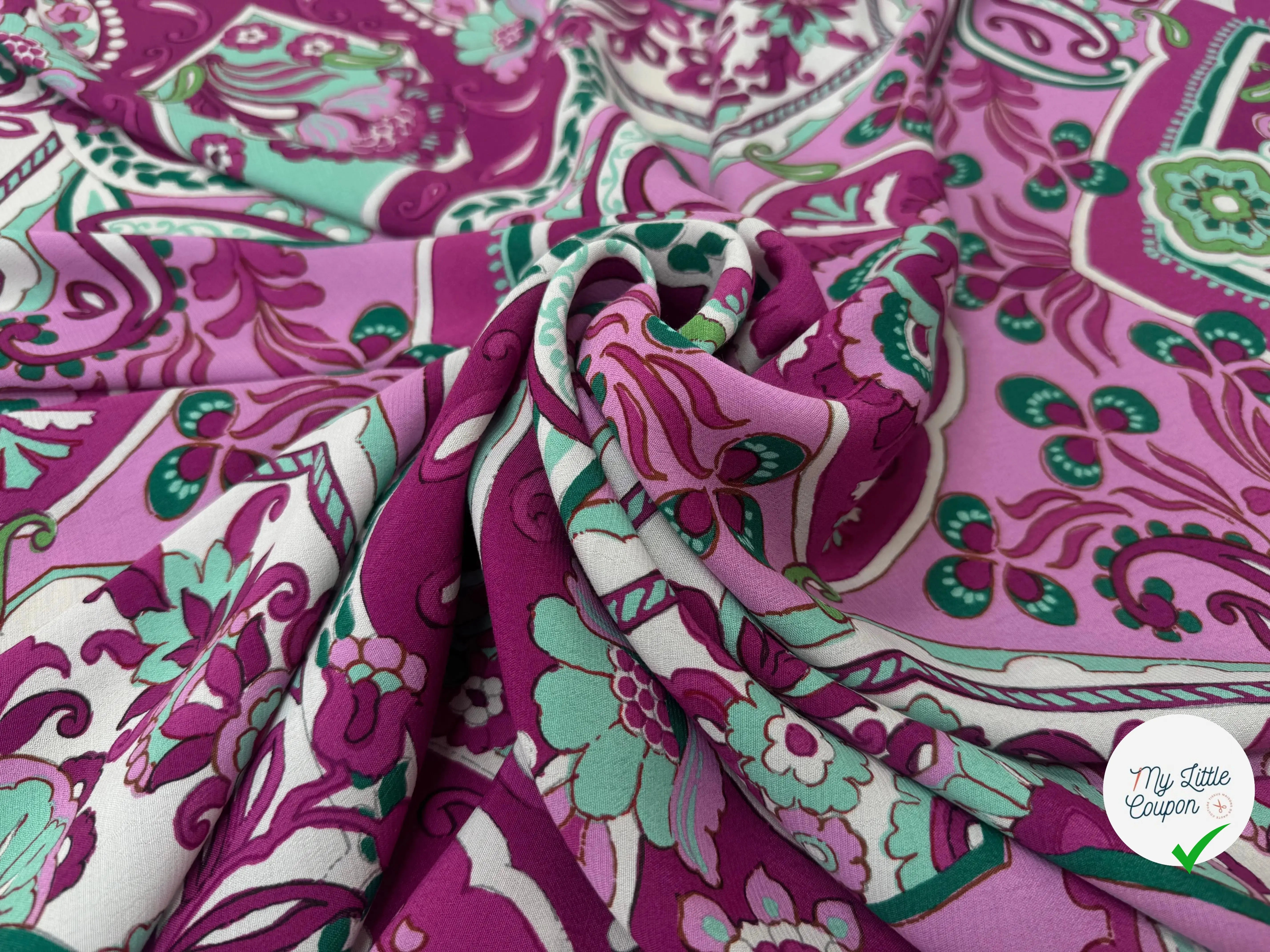 CREPE VISCOSE FOND VIOLET MOTIFS VERT ECOVERO - My Little Coupon