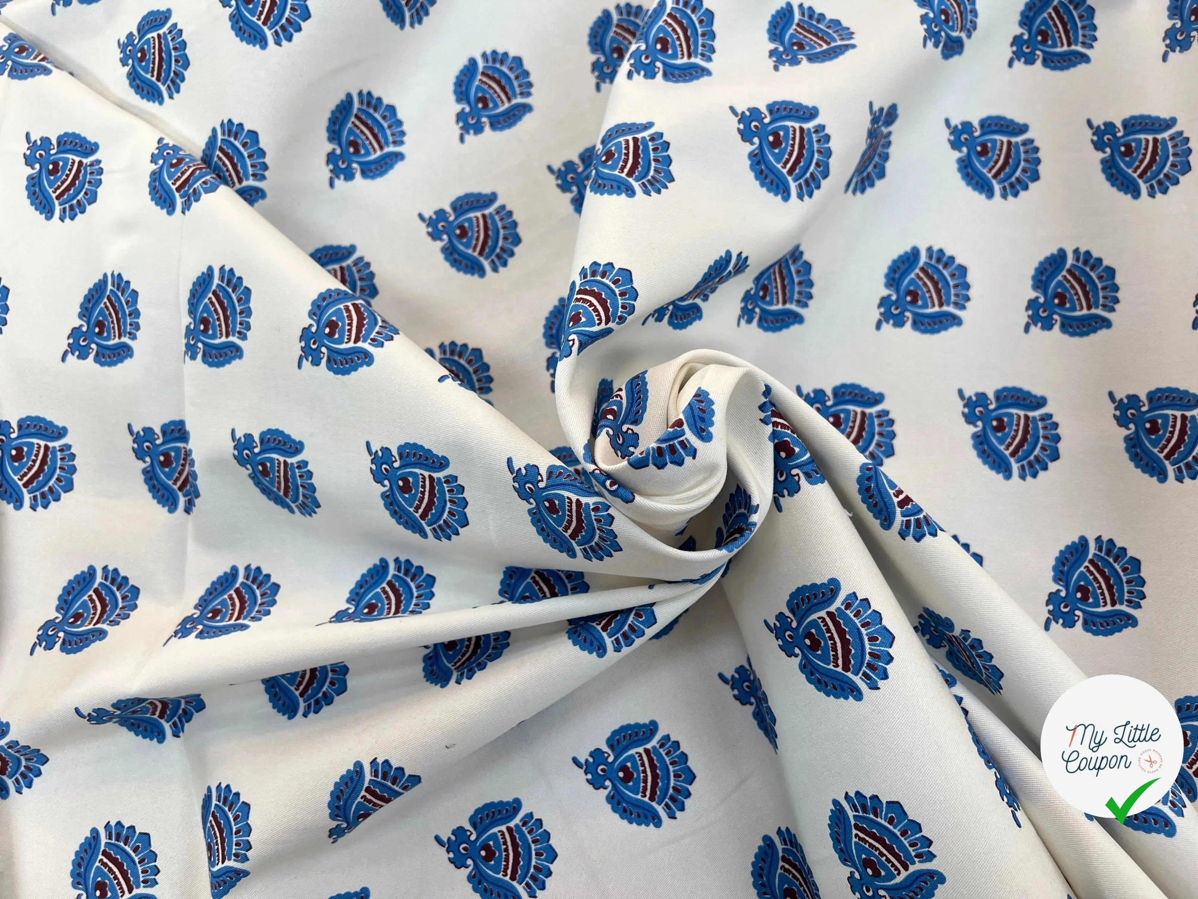 GABARDINE DE COTON FOND BLANC ÉCRU MOTIF INDIAN - My Little Coupon