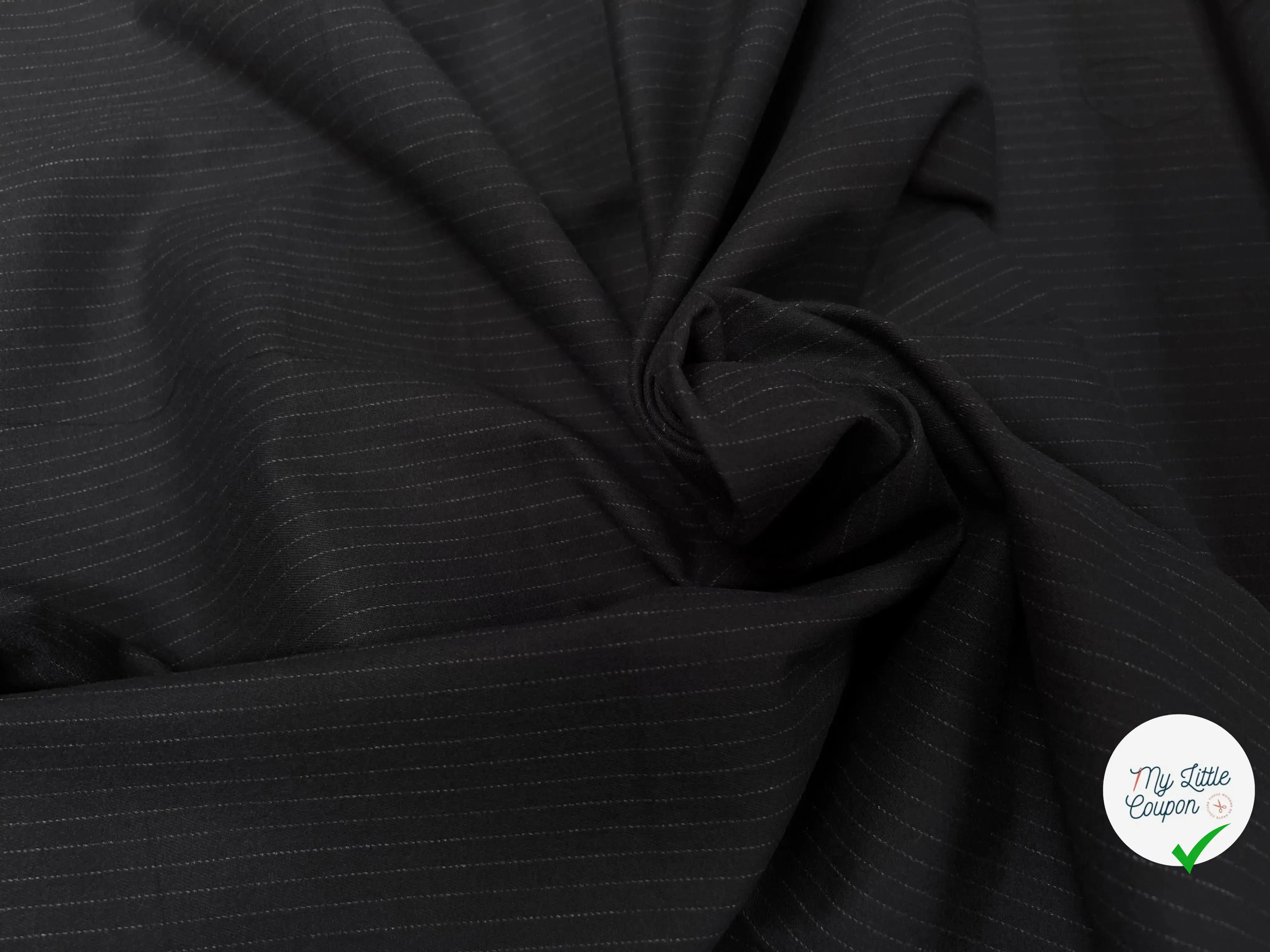 GABARDINE DE COTON PEAU DE PÊCHE FOND NOIR LIGNES BLANC - My Little Coupon