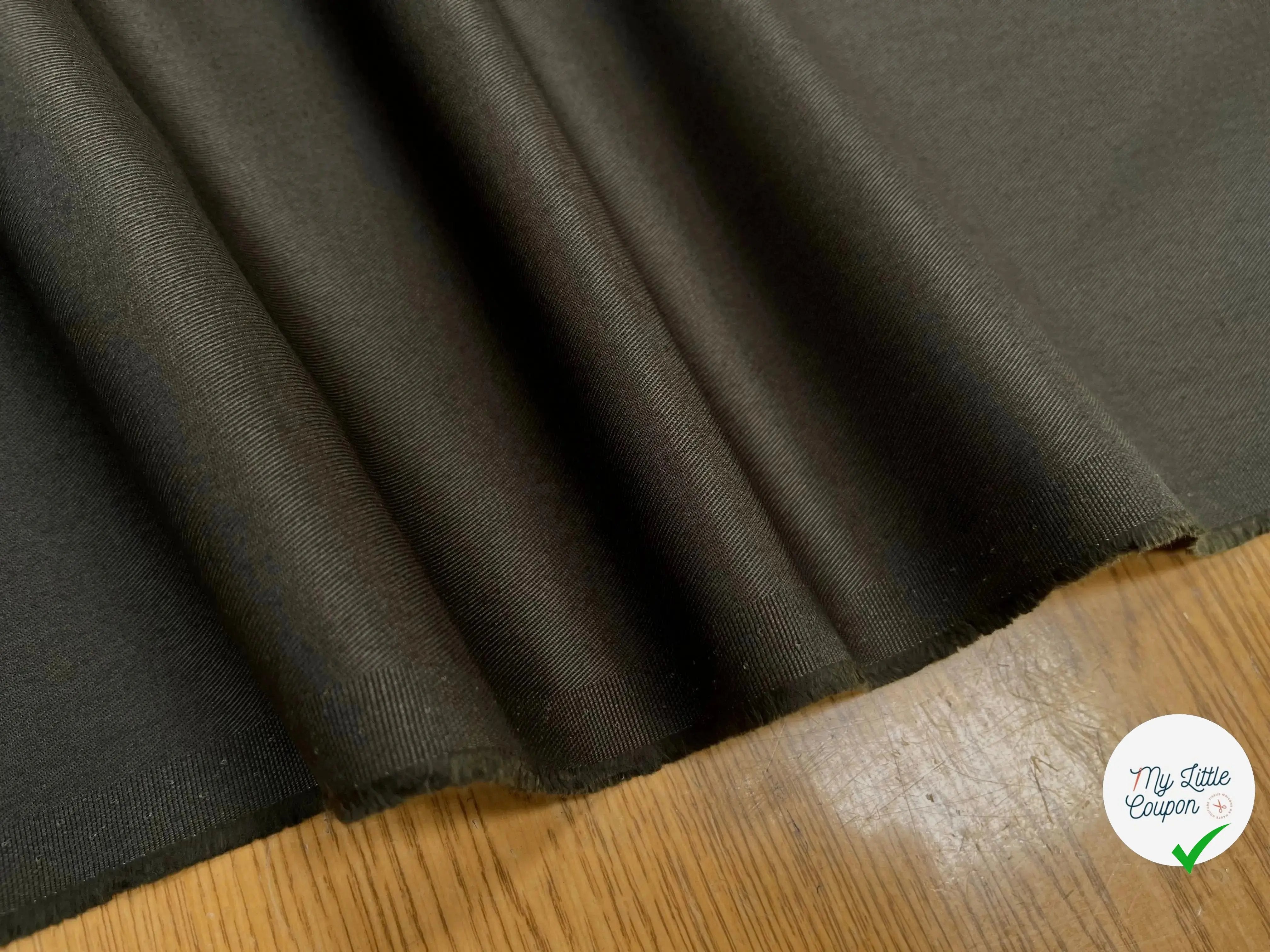 GABARDINE FINEMENT SERGÉ CRAQUANTE KAKI - My Little Coupon